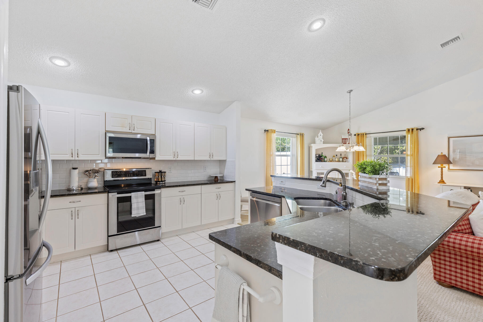 PALMETTO TRACE - Residential