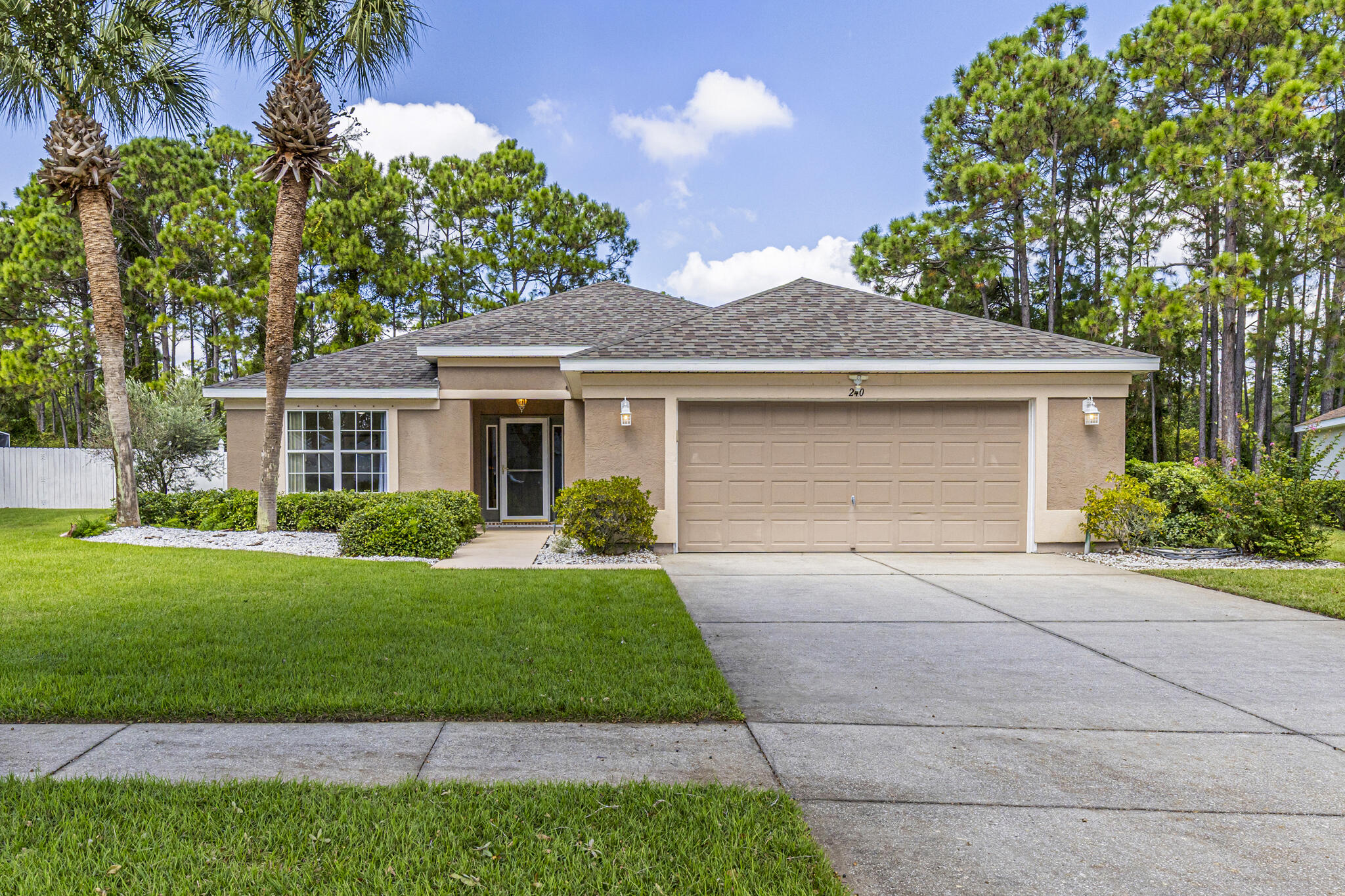 PALMETTO TRACE - Residential