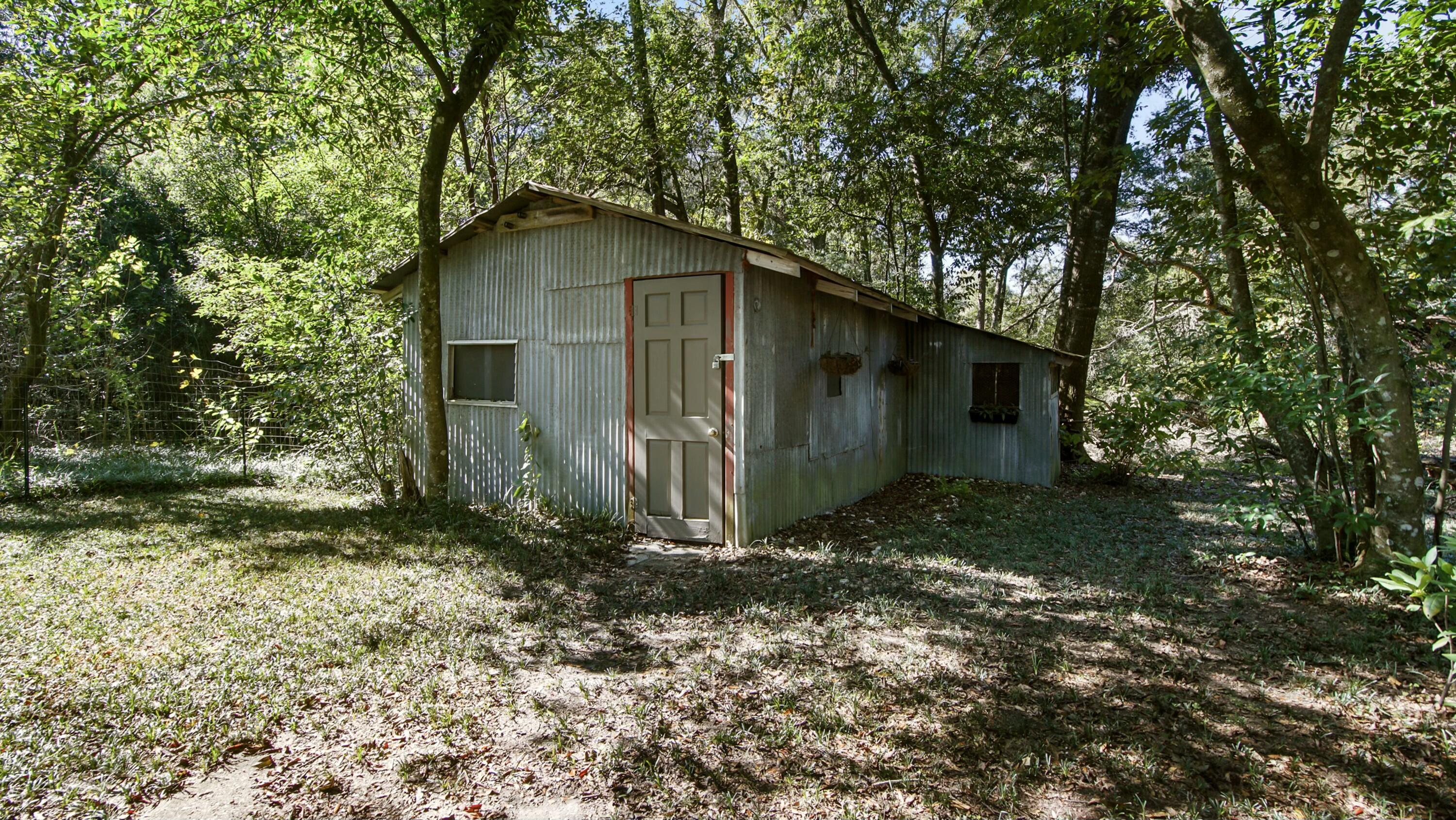 TOWN OF DEFUNIAK SPRINGS - Residential