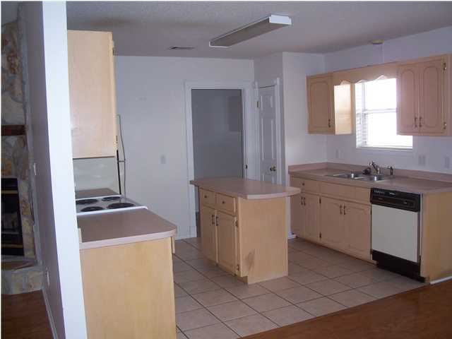 BLUE PINE VILLAGE PH 3 - Residential Lease