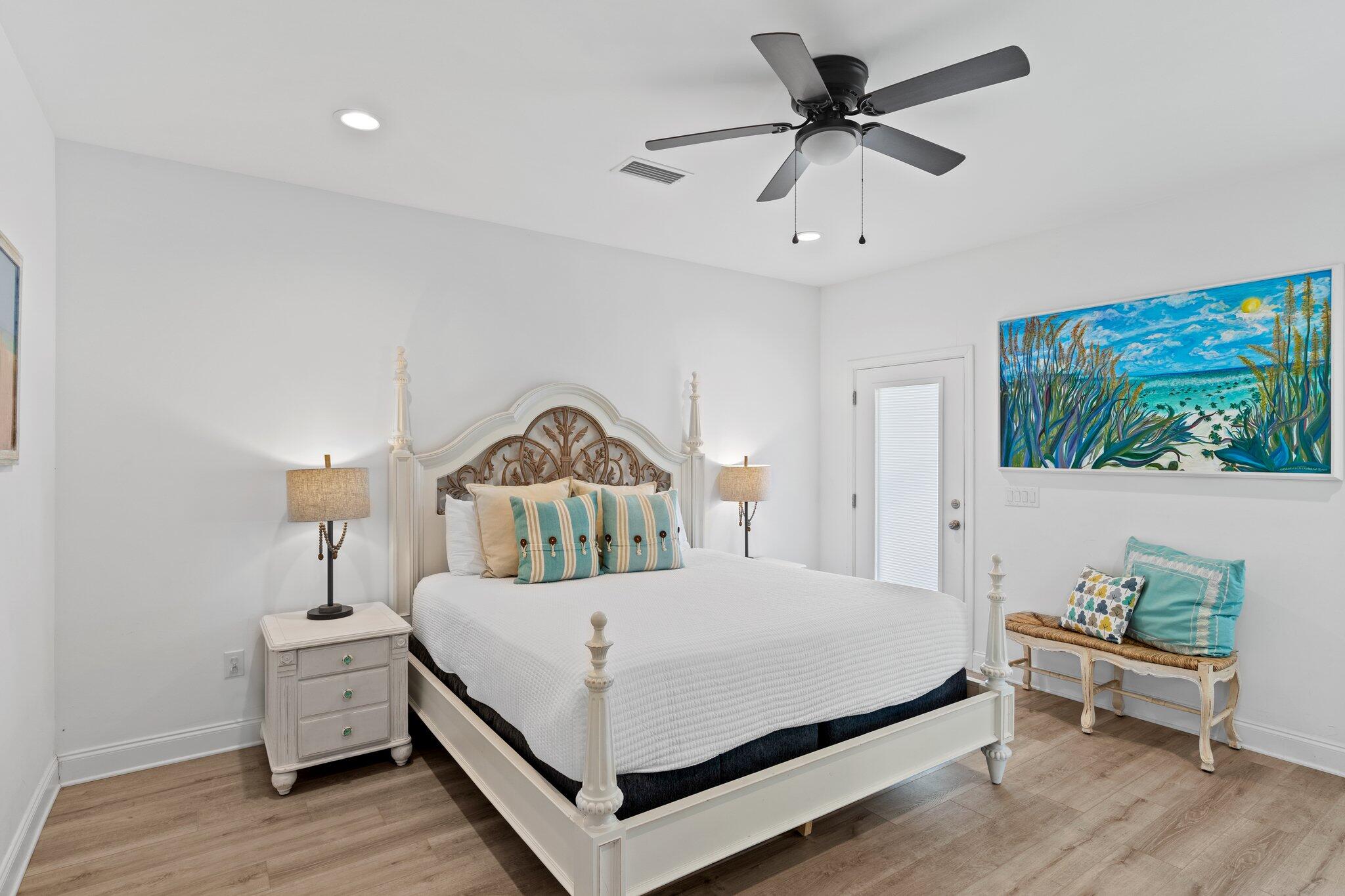 TOWN OF SANTA ROSA - Residential