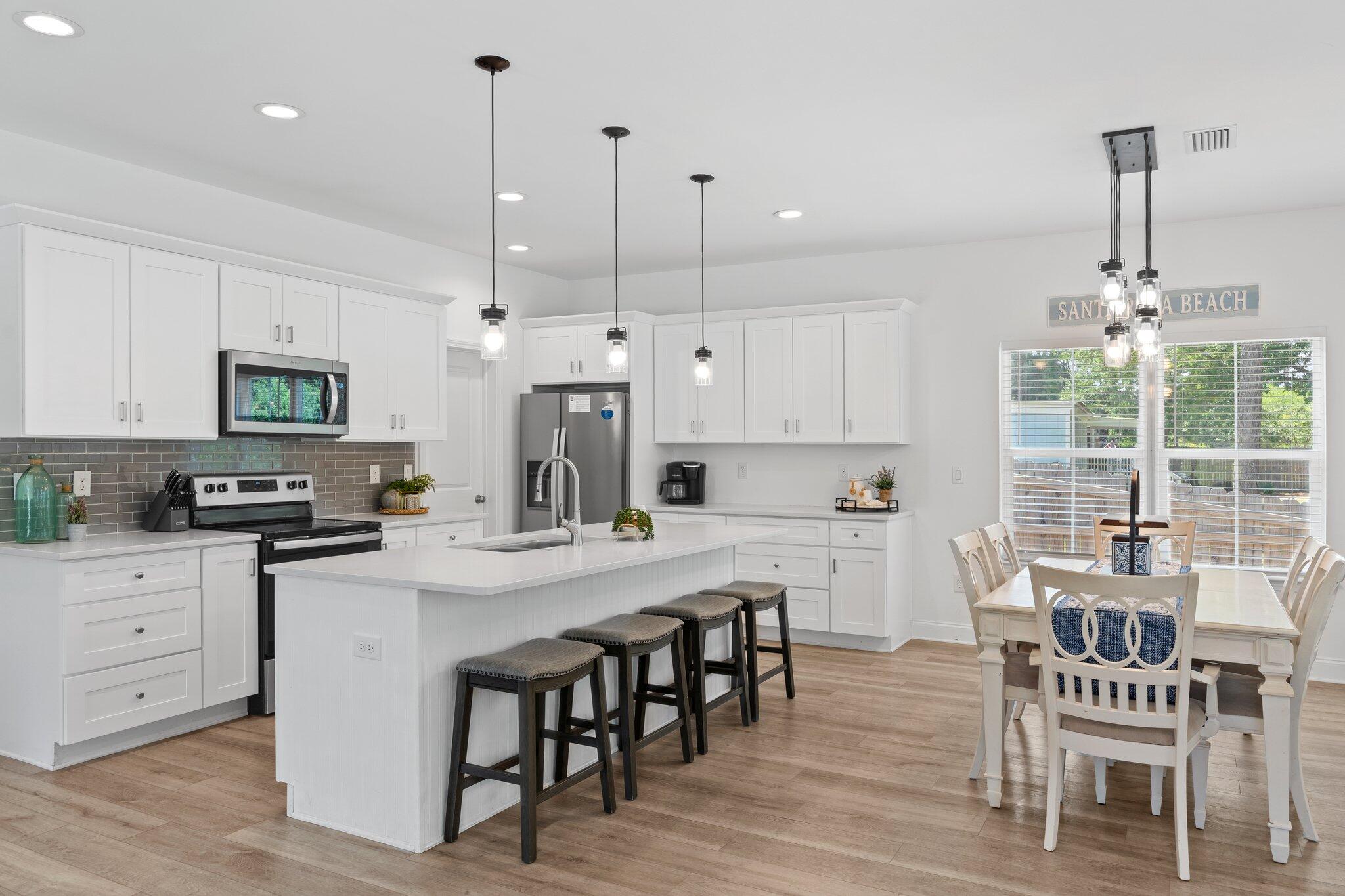 TOWN OF SANTA ROSA - Residential