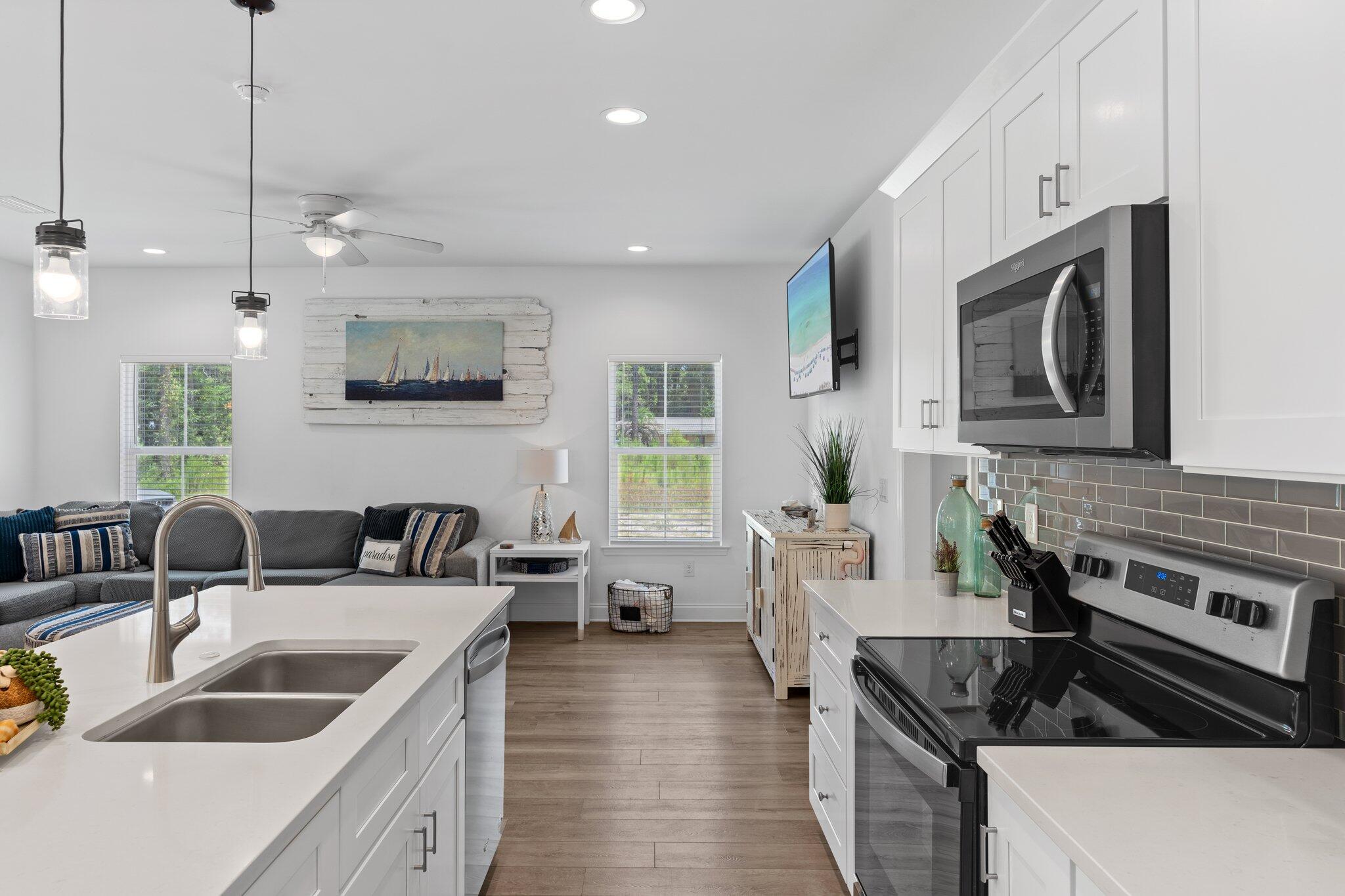 TOWN OF SANTA ROSA - Residential