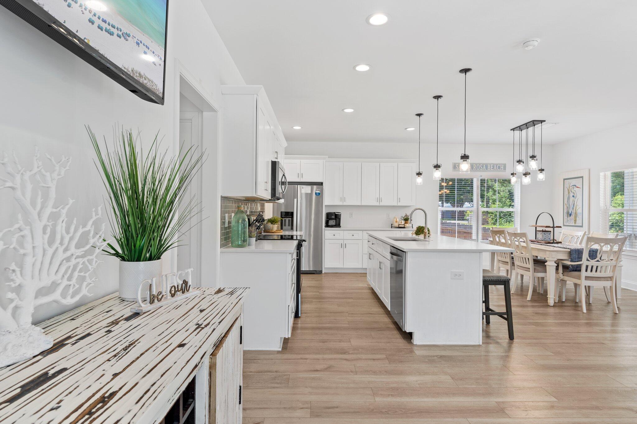TOWN OF SANTA ROSA - Residential
