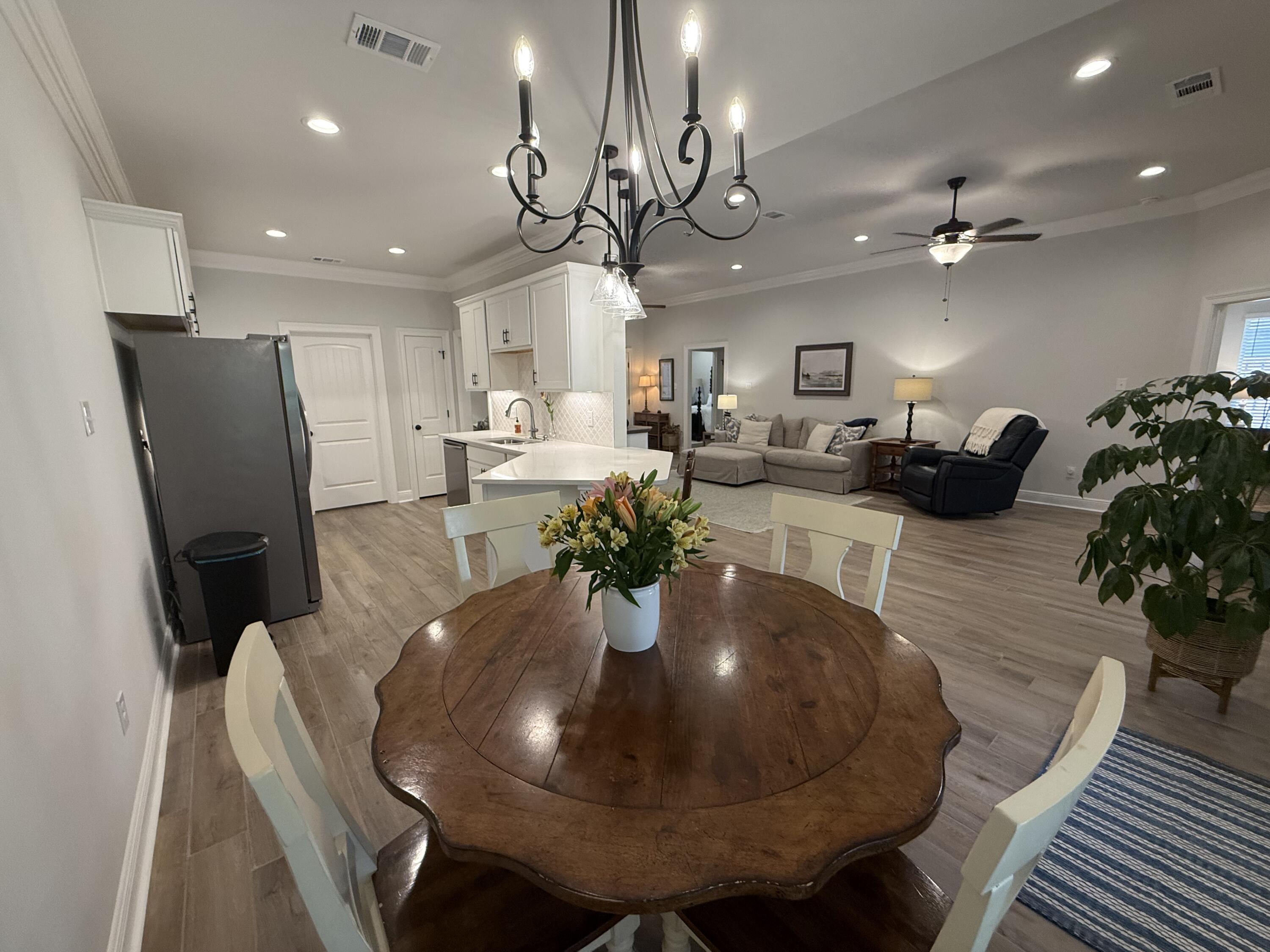 HAMMOCK BAY - Residential