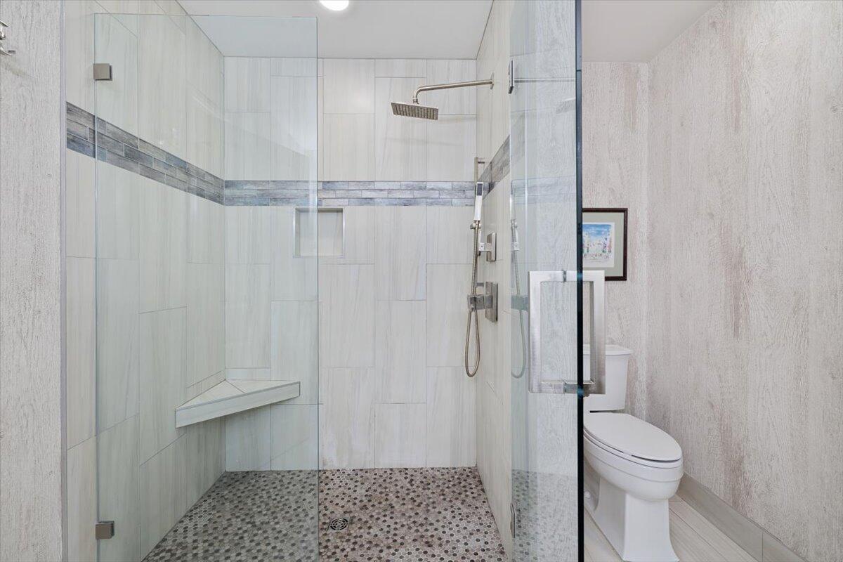 SEAGROVE VILLAGE 7TH ADD - Residential