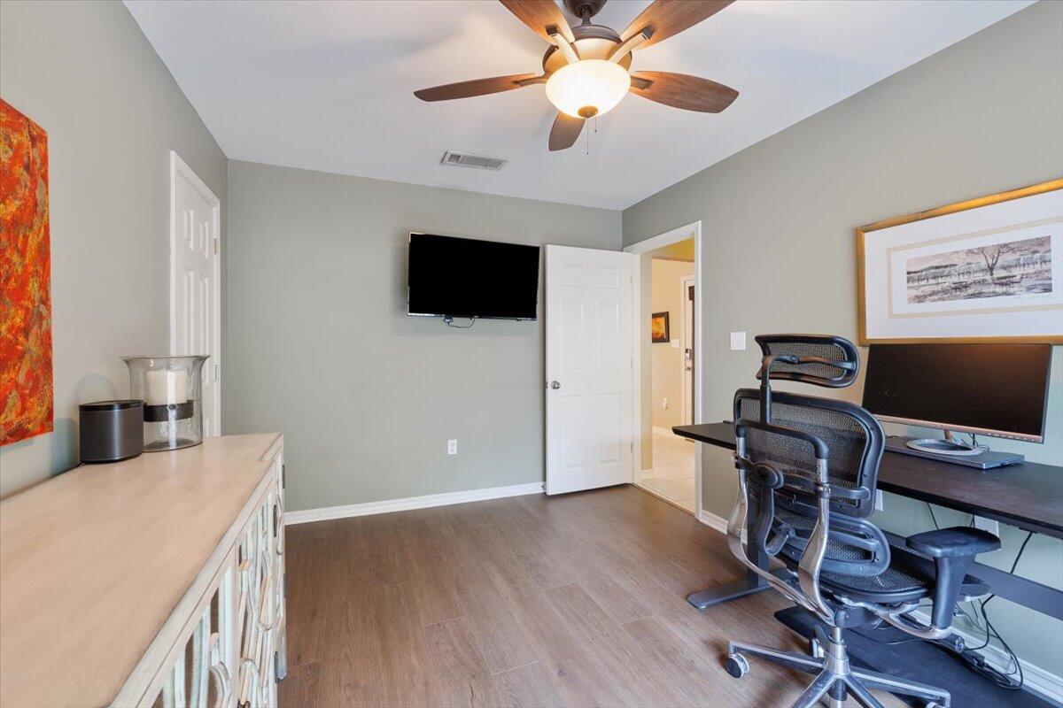 SEAGROVE VILLAGE 7TH ADD - Residential