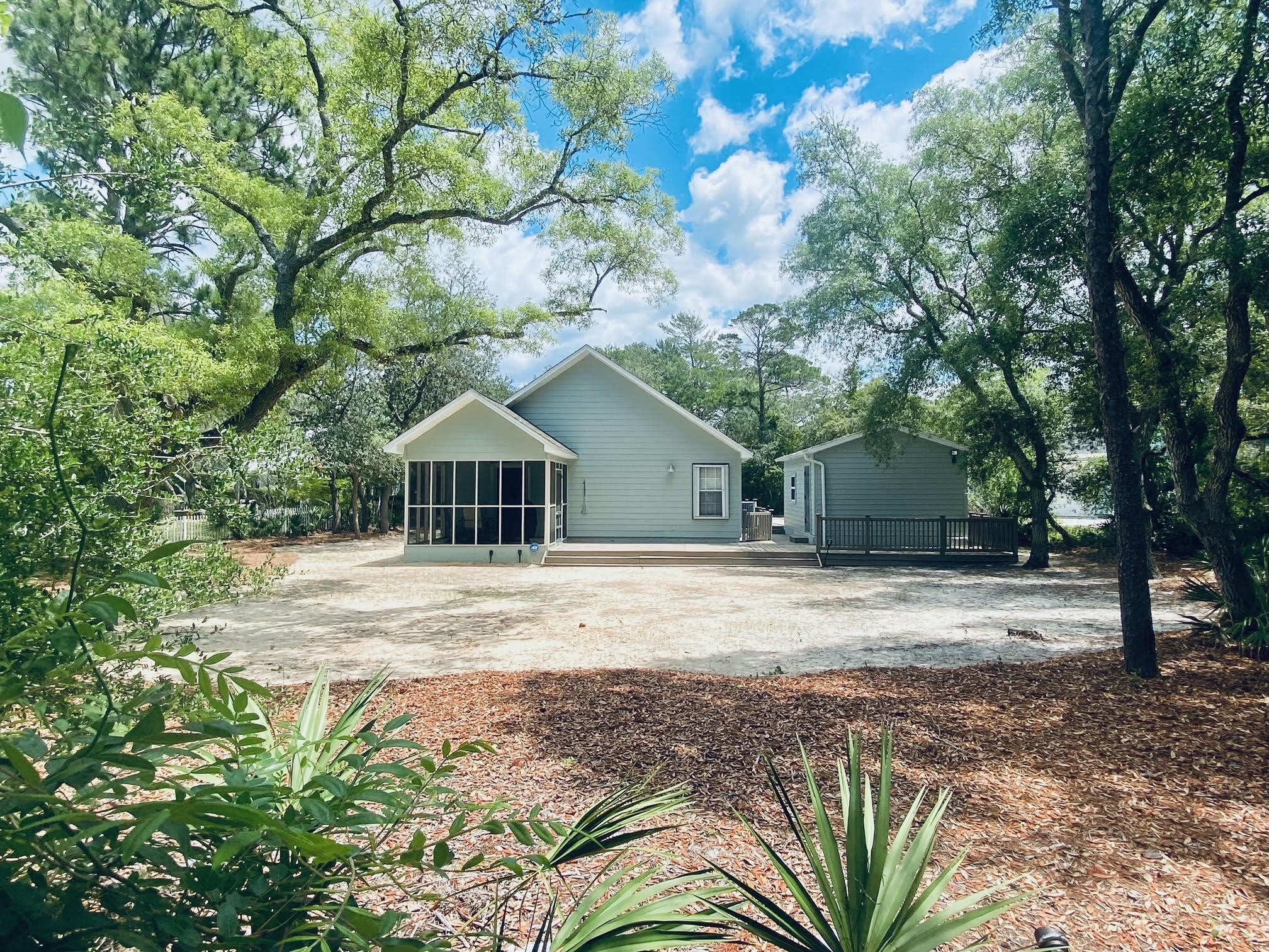 SEAGROVE VILLAGE 7TH ADD - Residential