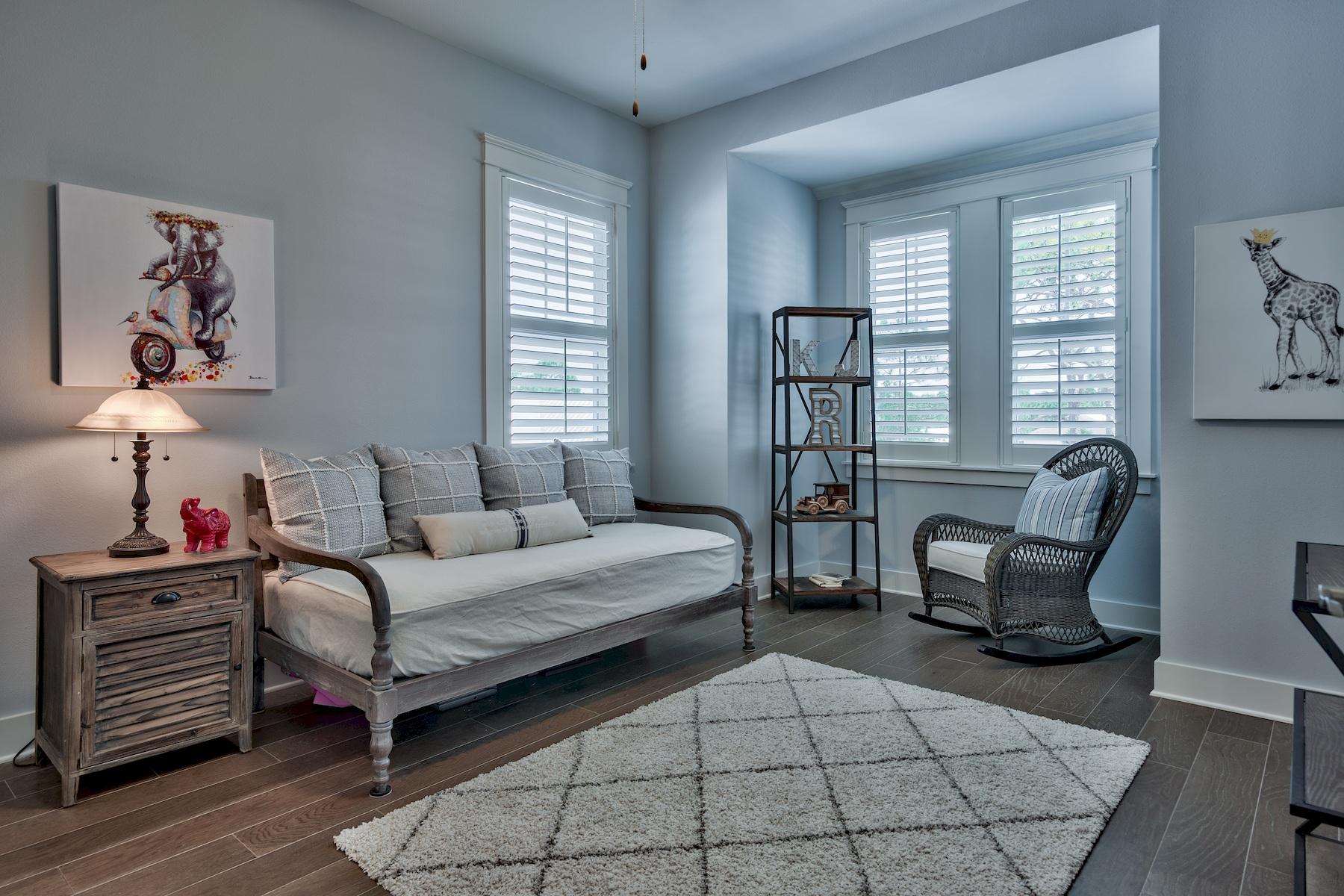 HIGHLAND PARKS - Residential