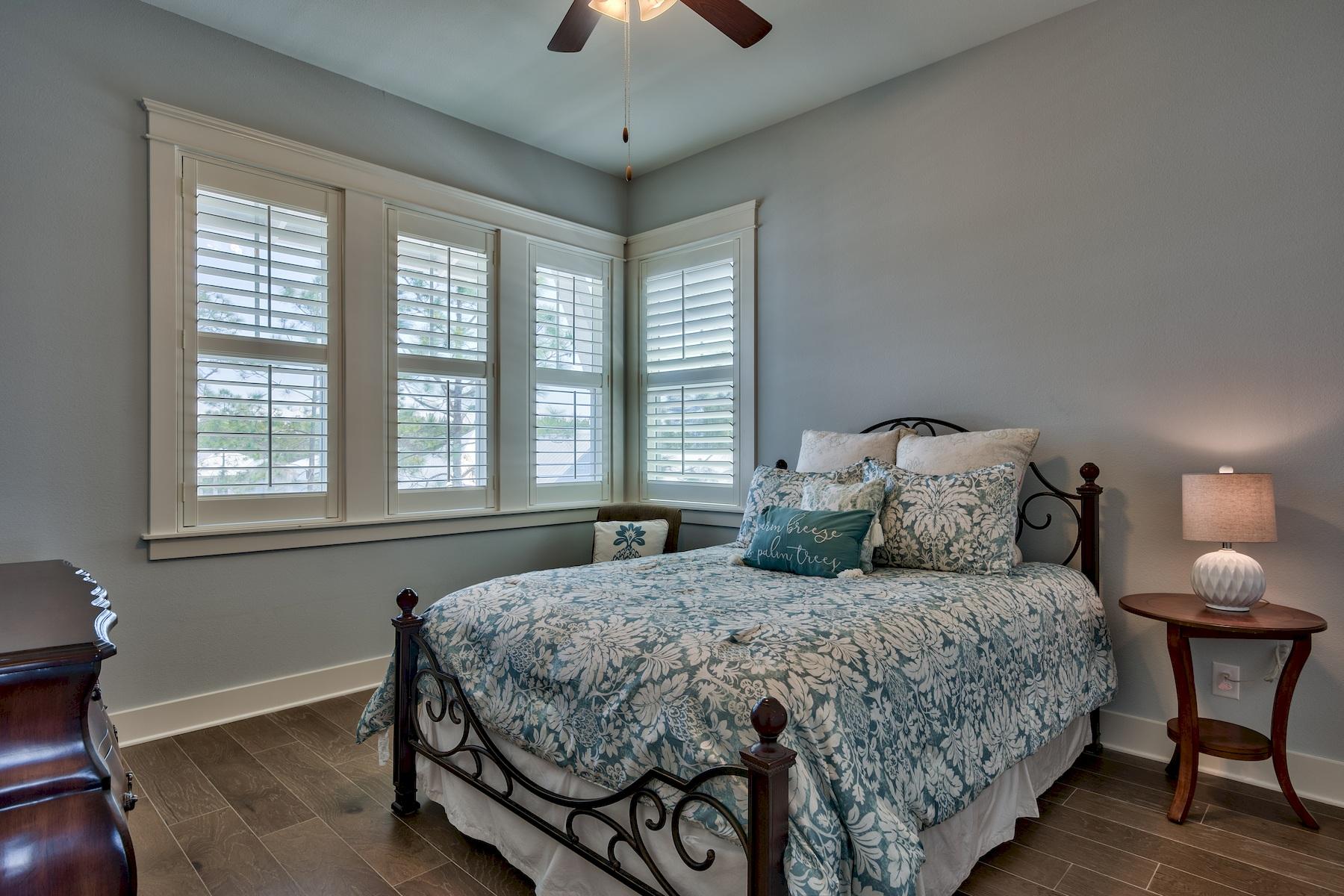 HIGHLAND PARKS - Residential