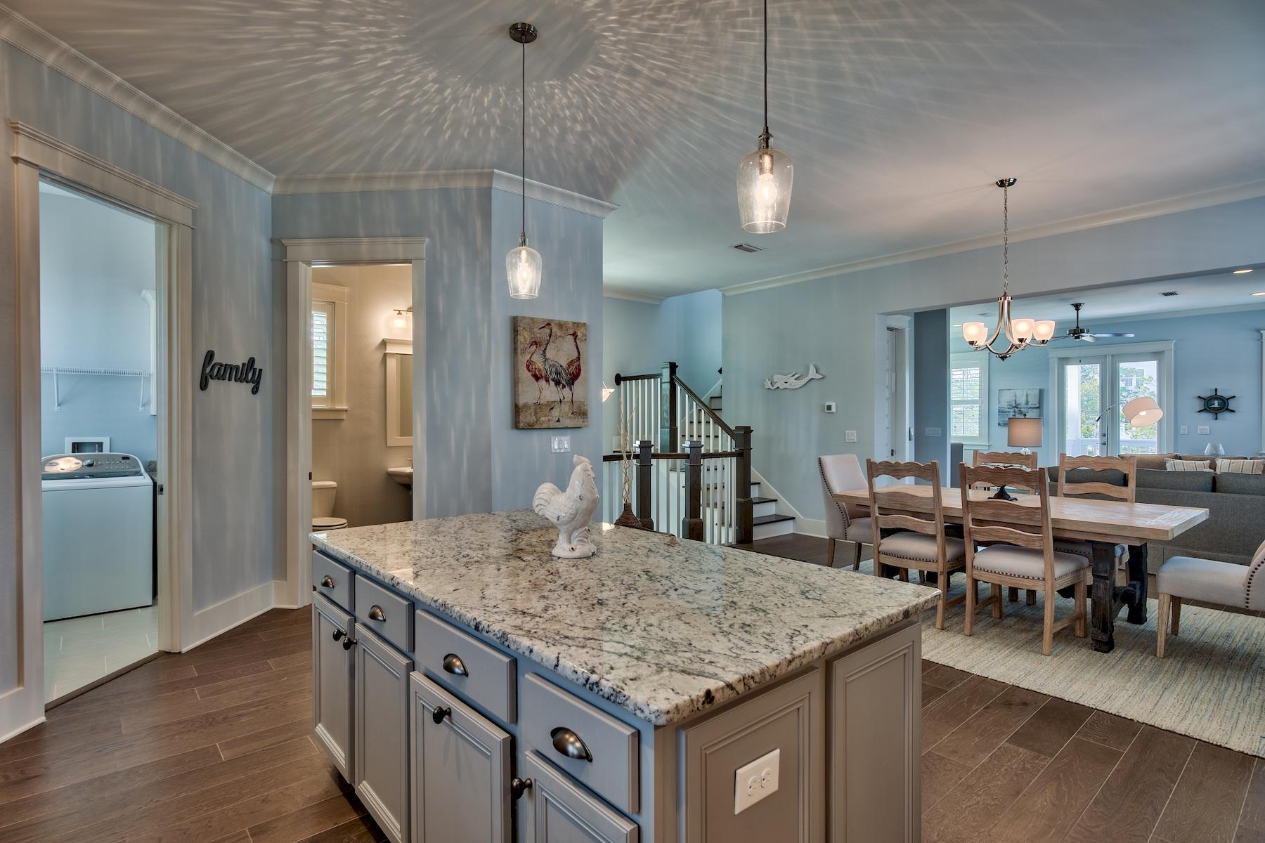 HIGHLAND PARKS - Residential