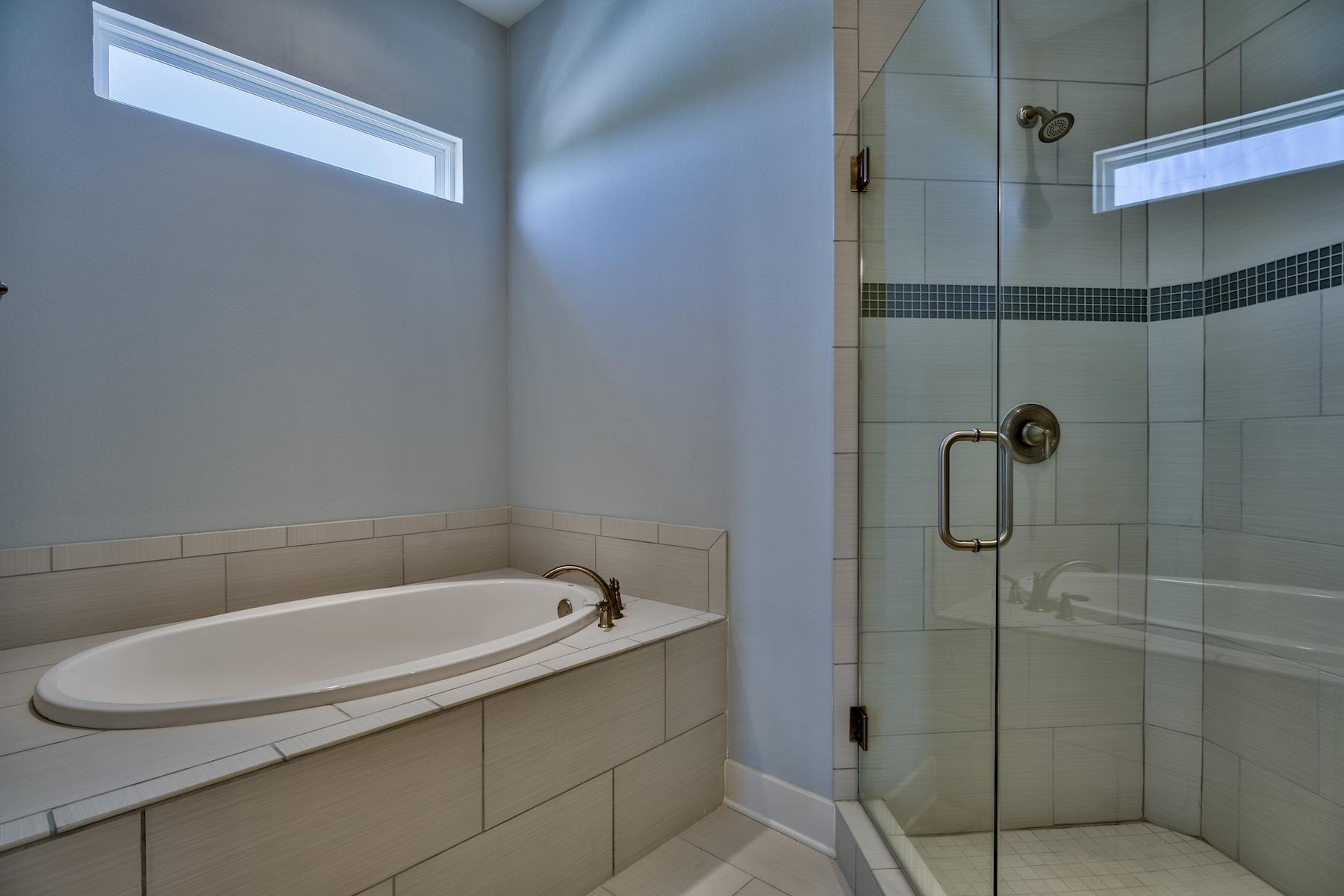 HIGHLAND PARKS - Residential