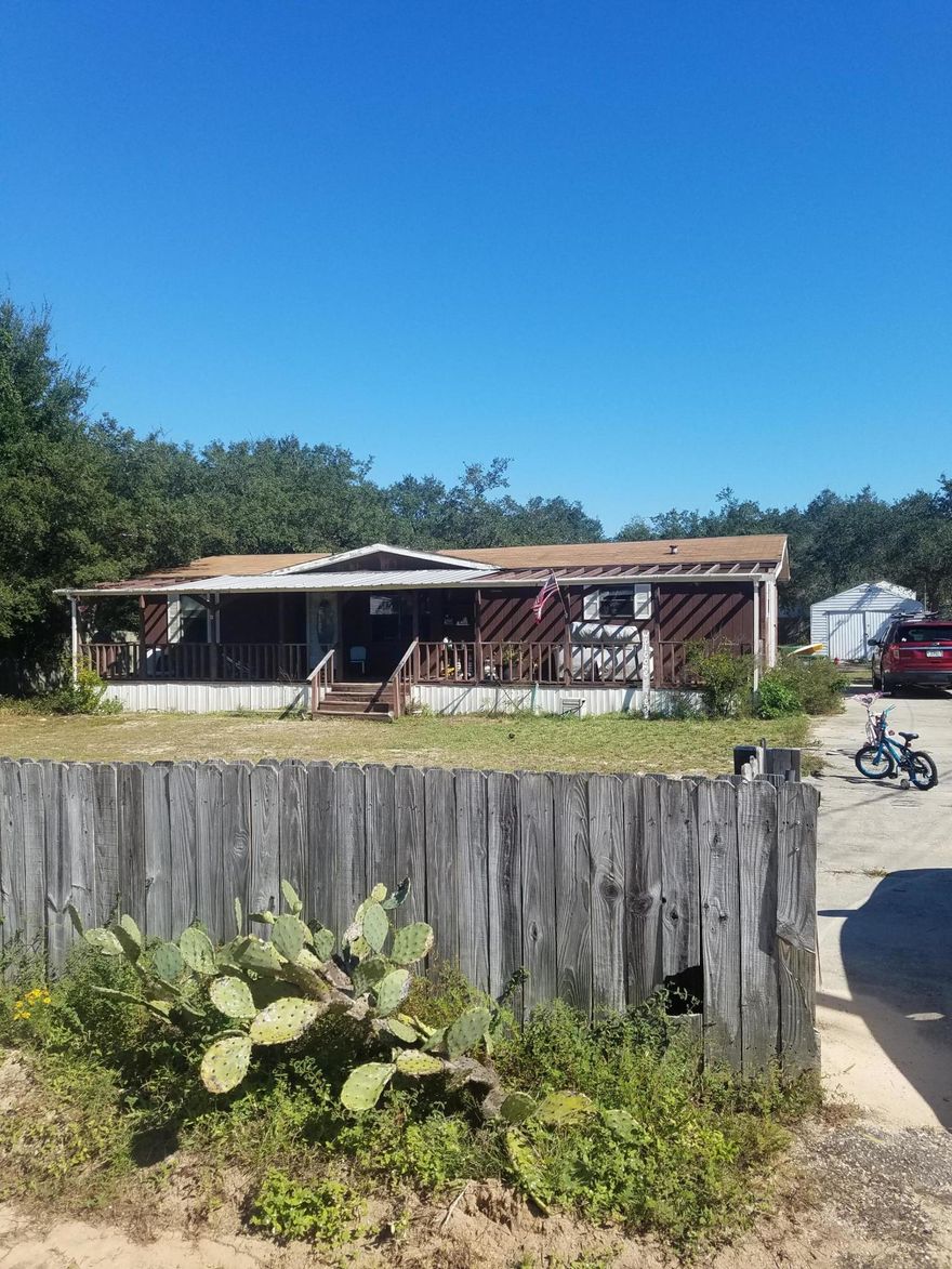 INVESTORS/CASH BUYERS,THIS PROPERTY HAS A 100 X 200 LOT IN AN AREA THAT HAS A LOT OF NEWLY CONSTRUCTED HOMES. PERFECT FOR NEW CONSTRUCTION OR RENTAL INVESTMENT. DOUBLE WIDE MOBILE HOME IS BEING SOLD AS IS.