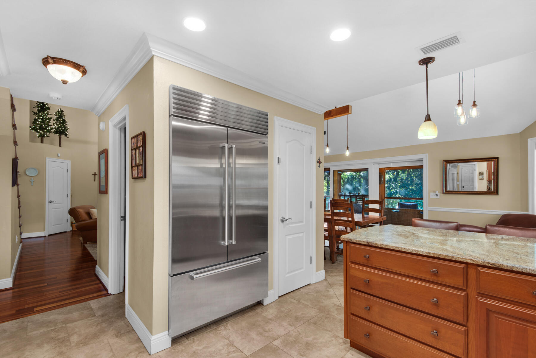 ROCKY BAYOU COUNTRY CLUB ESTATES 8 - Residential