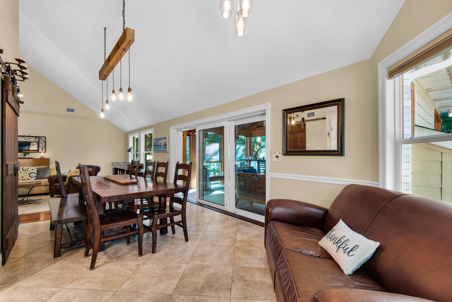 ROCKY BAYOU COUNTRY CLUB ESTATES 8 - Residential