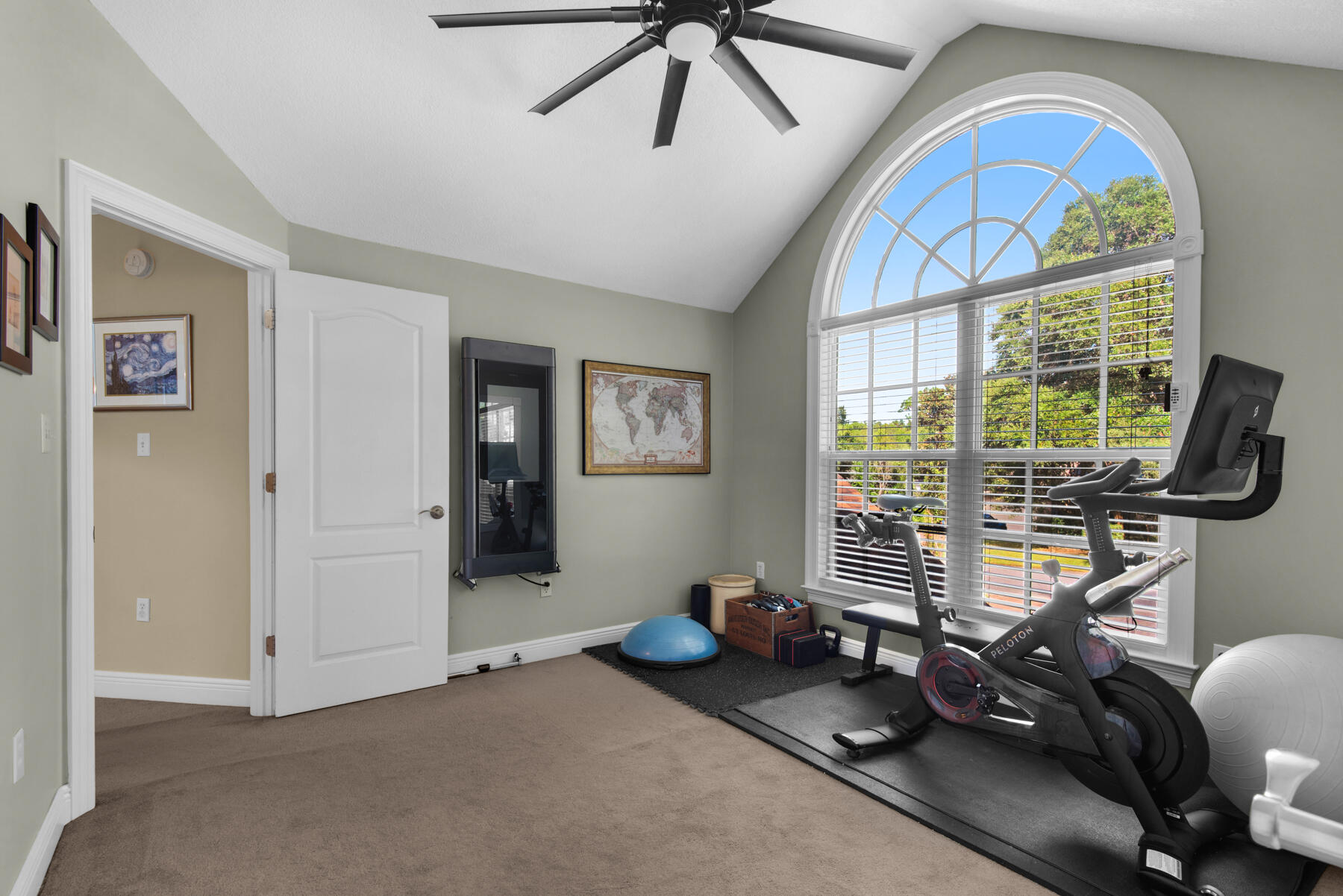ROCKY BAYOU COUNTRY CLUB ESTATES 8 - Residential