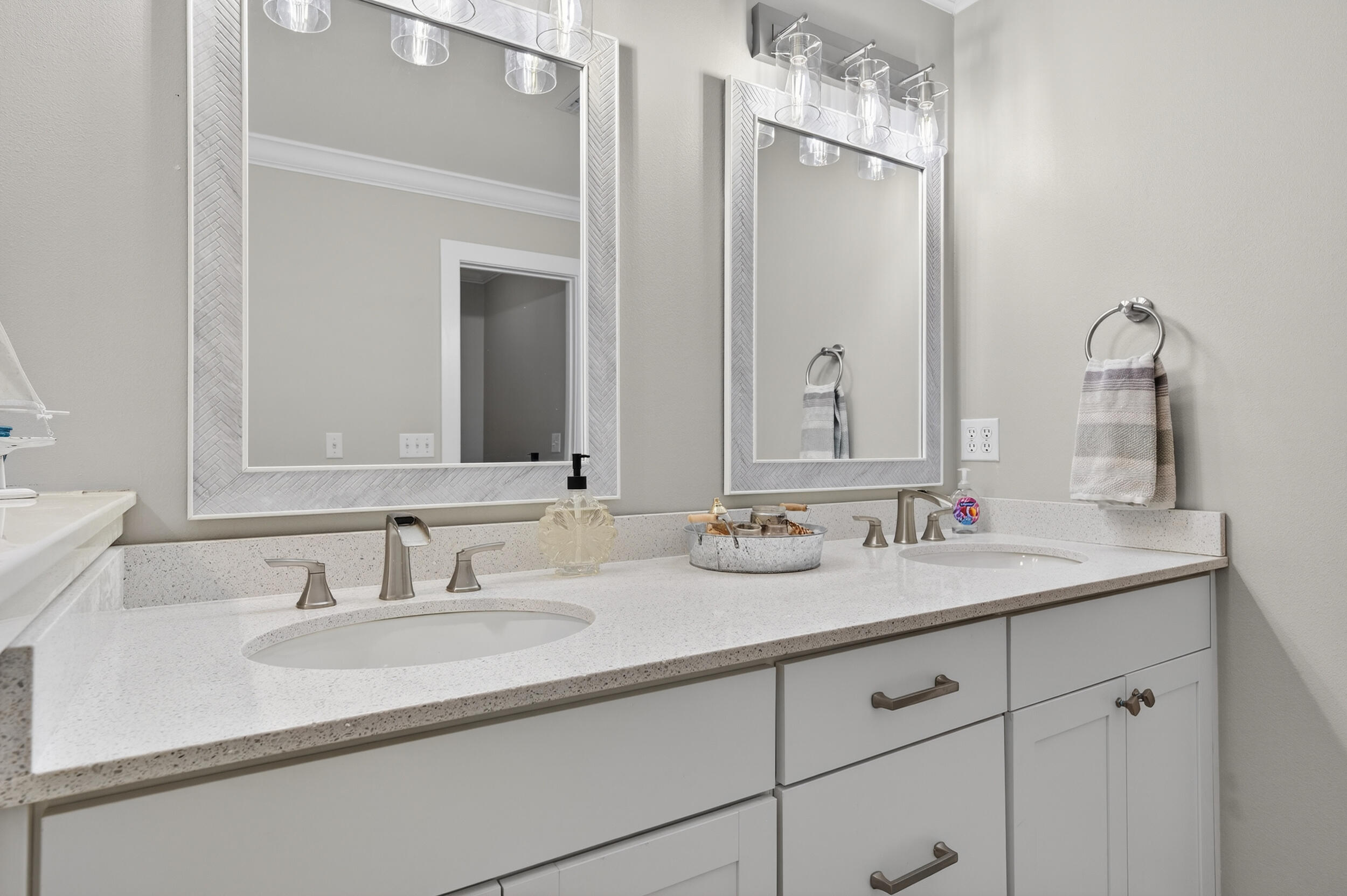 VILLAGE OF BOLTON AT BLUEWATER BAY - Residential