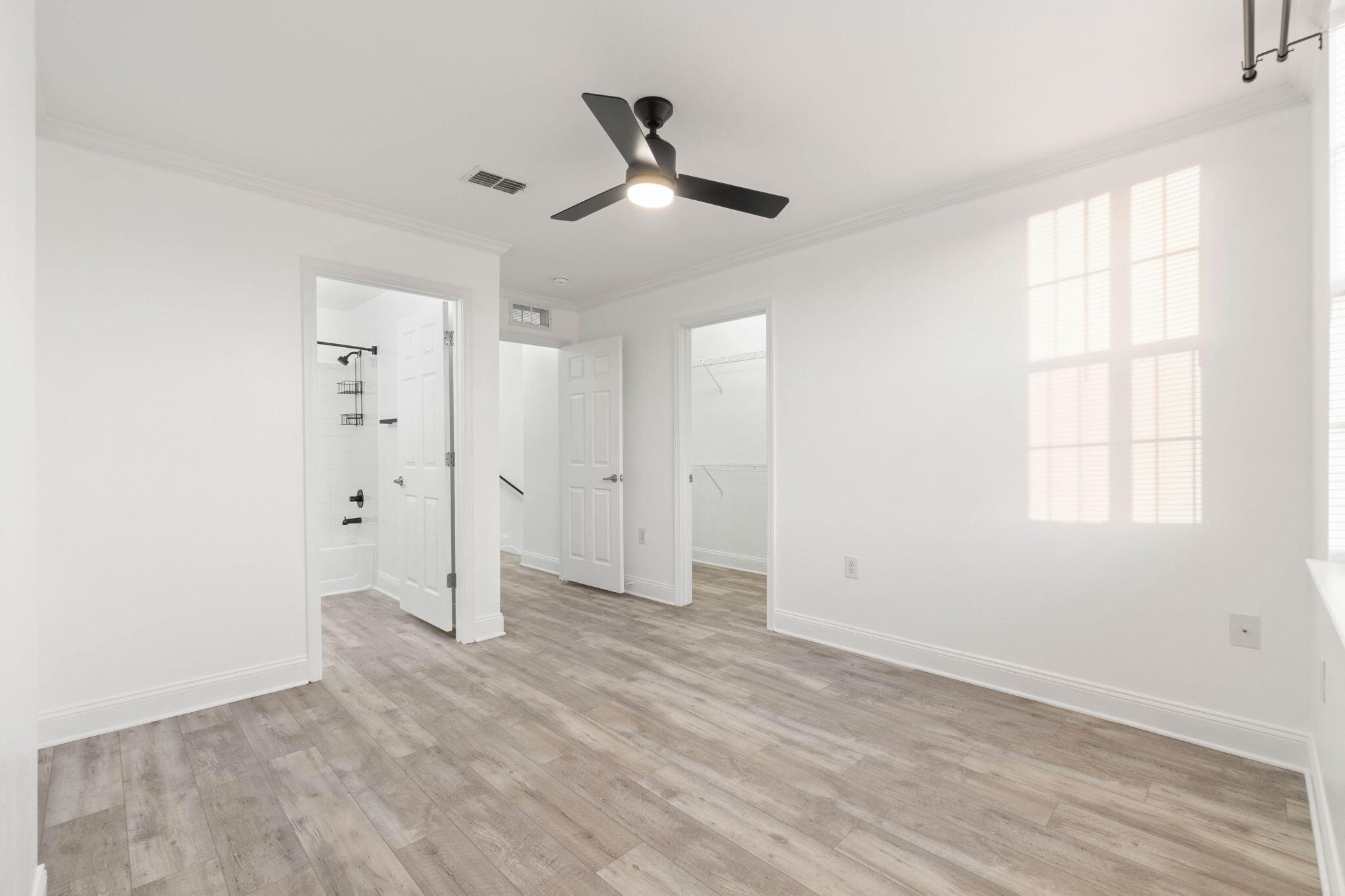 EAGLES LANDING S/D - Residential Lease