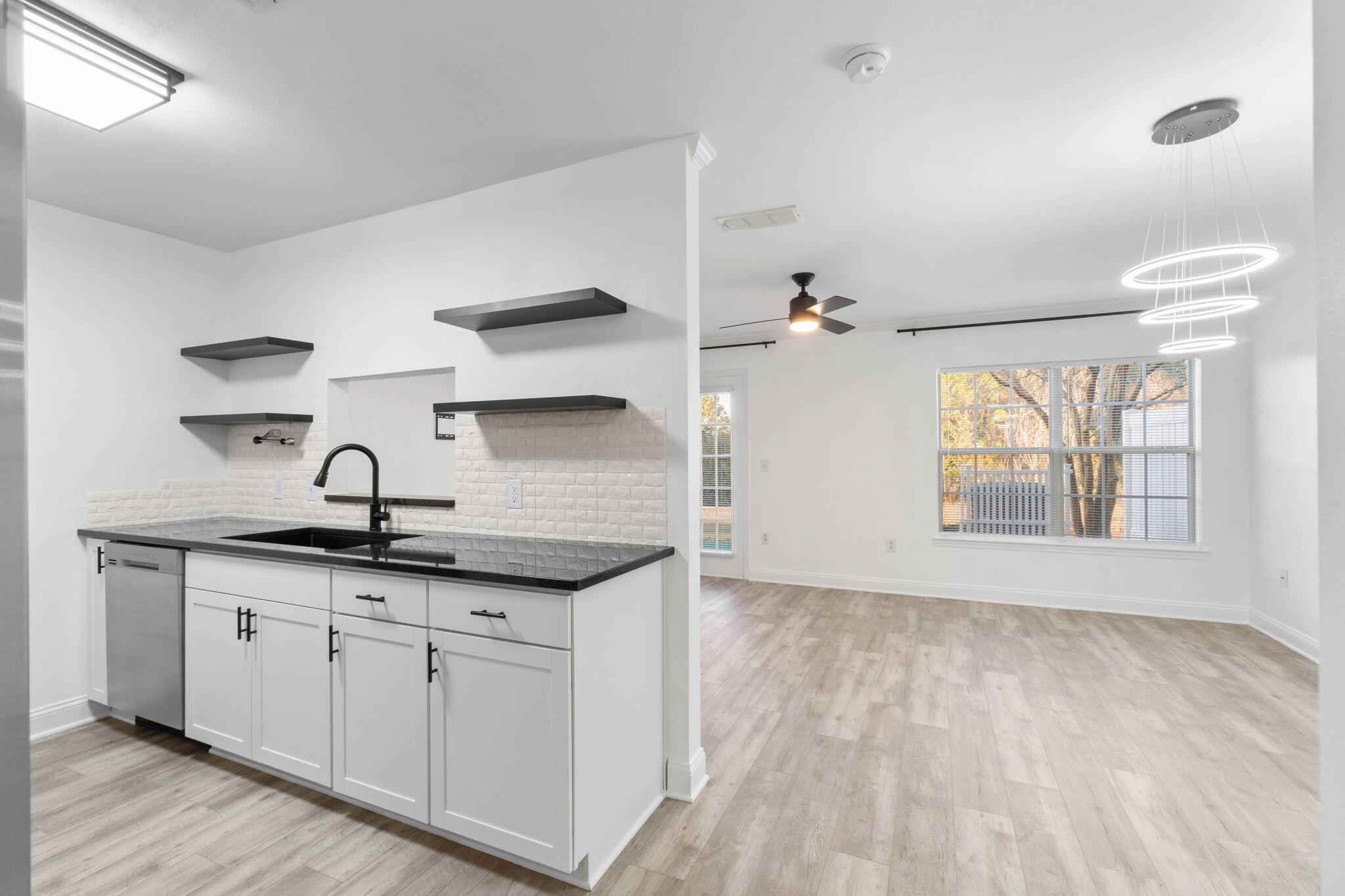 EAGLES LANDING S/D - Residential Lease