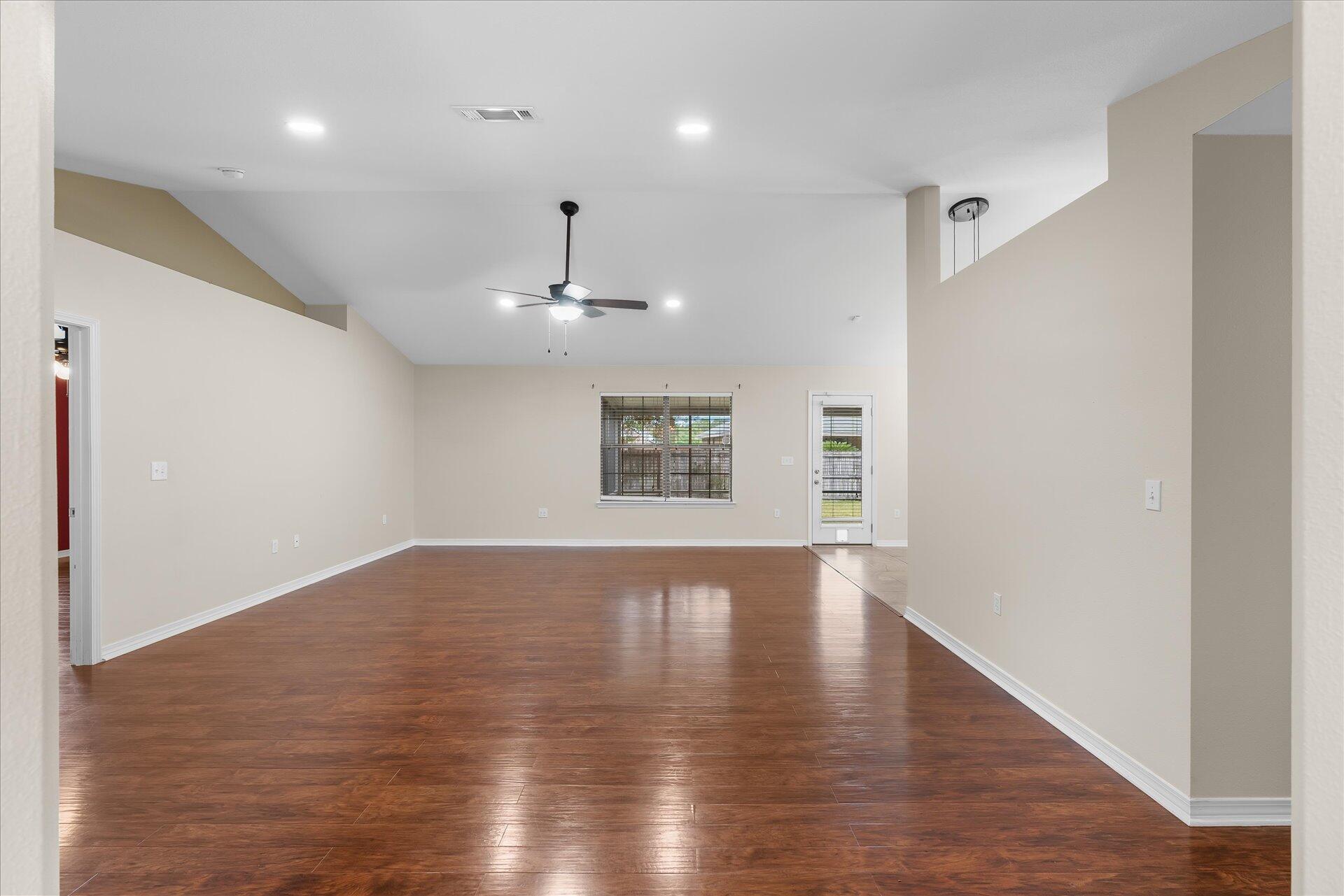 WATERSTONE - Residential