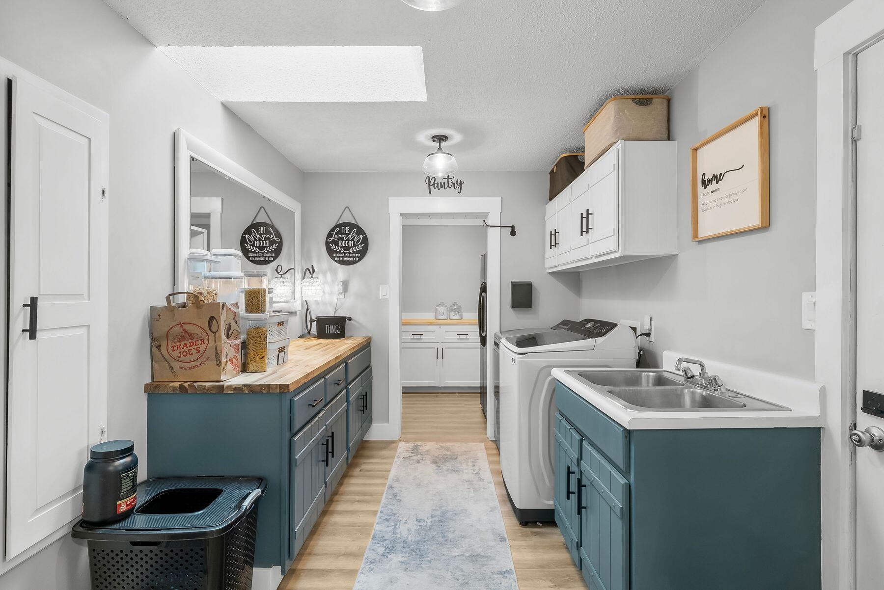 VENETIAN VILLA - Residential