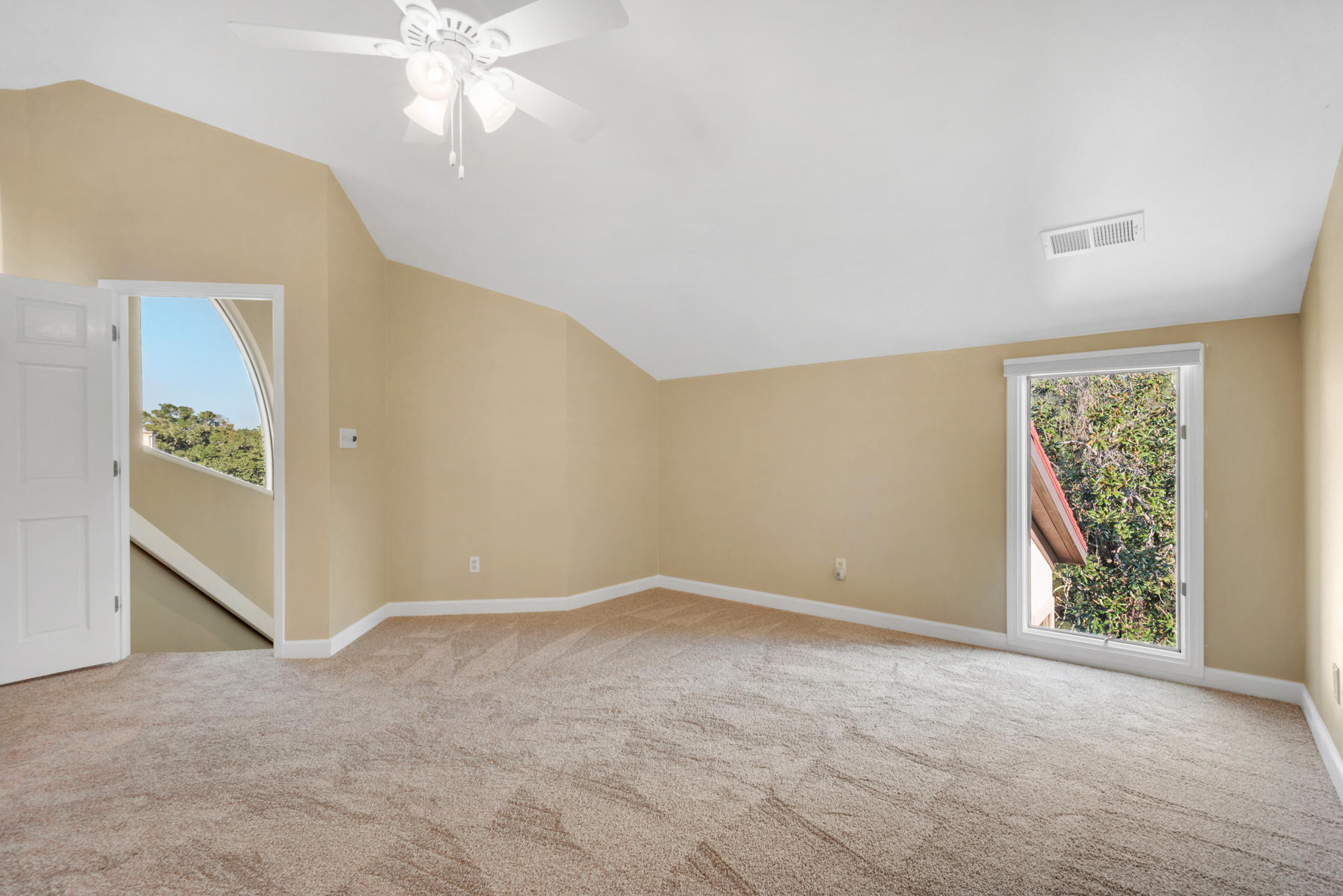 LAKE WAY VILLAS 1 - Residential