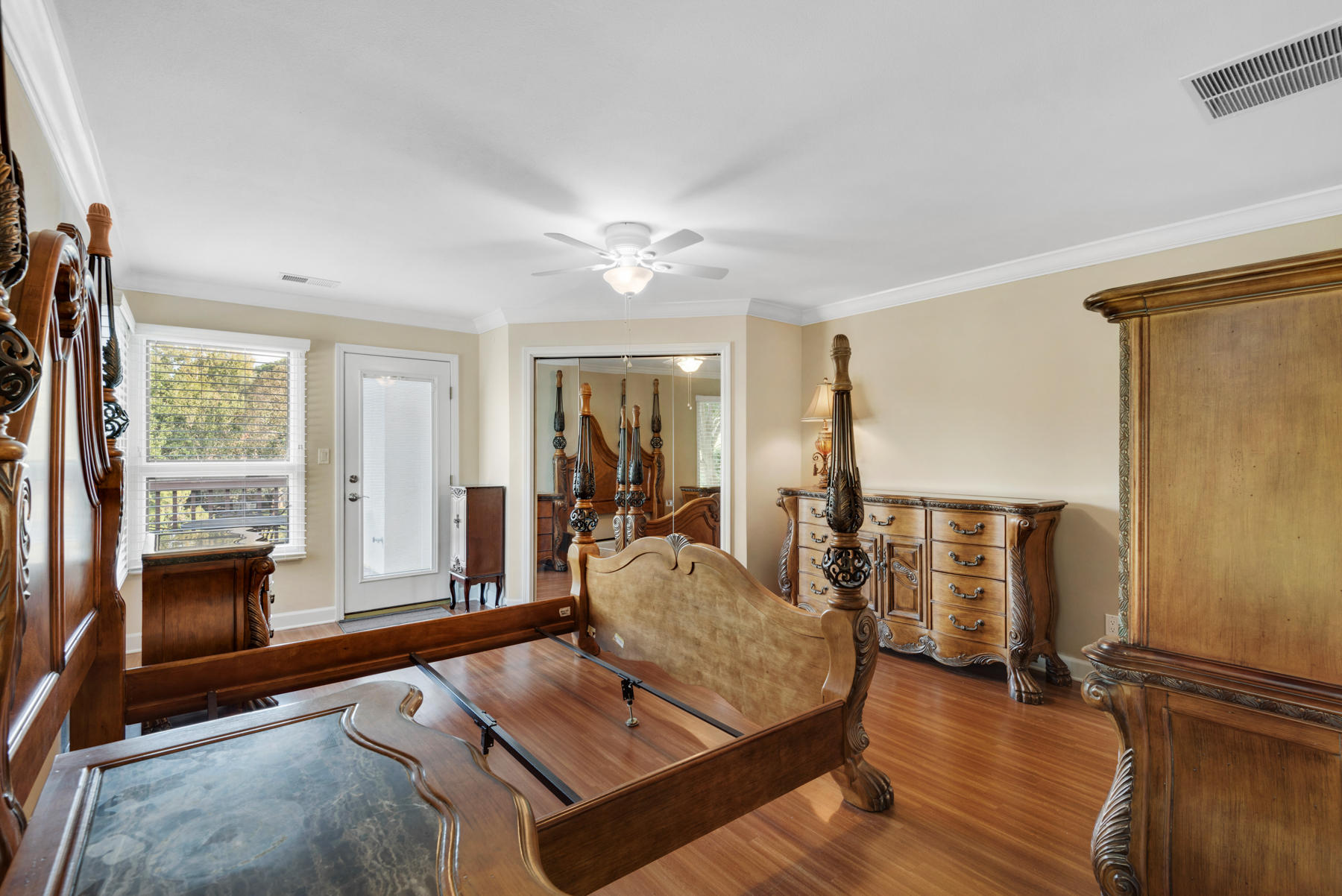 LAKE WAY VILLAS 1 - Residential