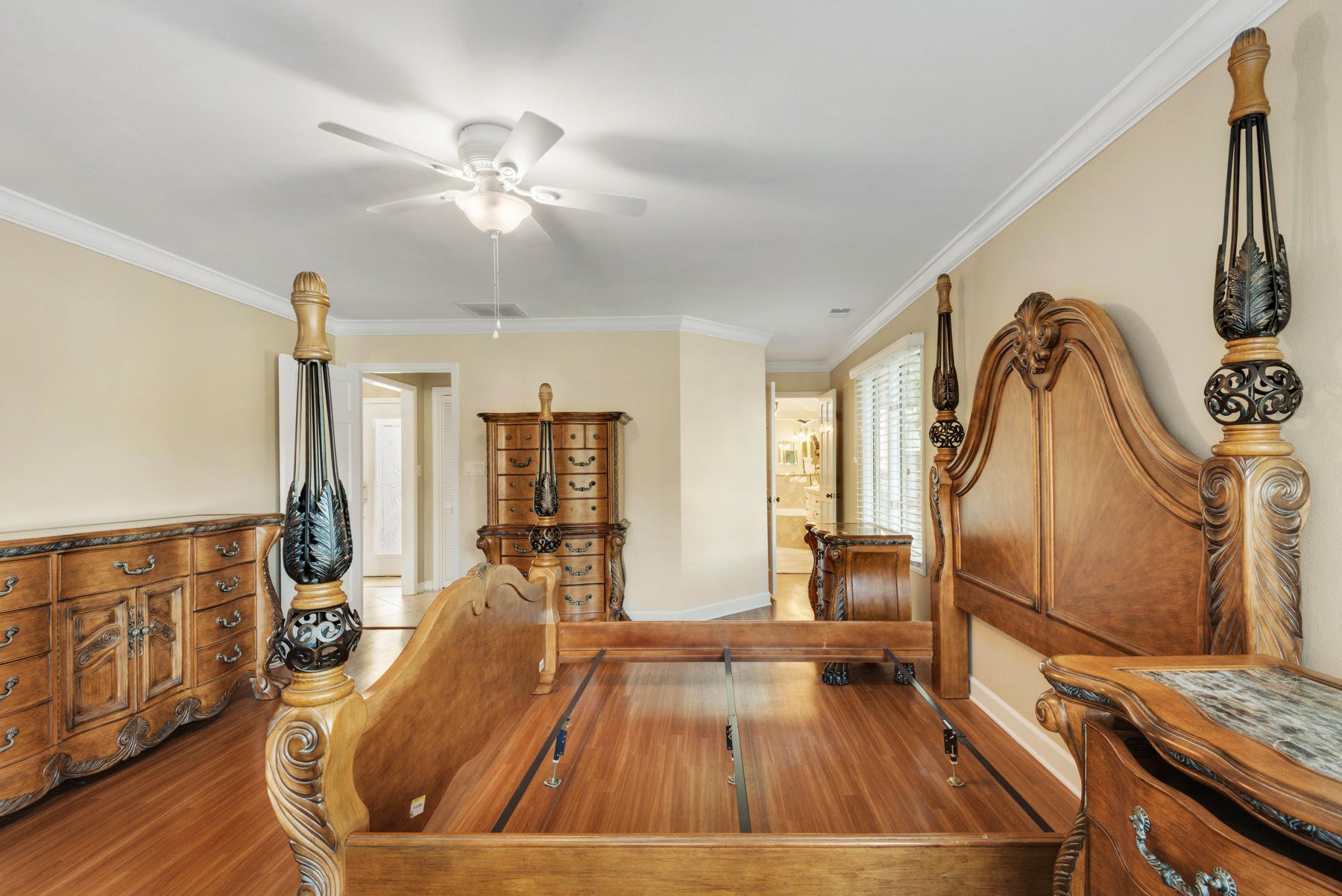 LAKE WAY VILLAS 1 - Residential