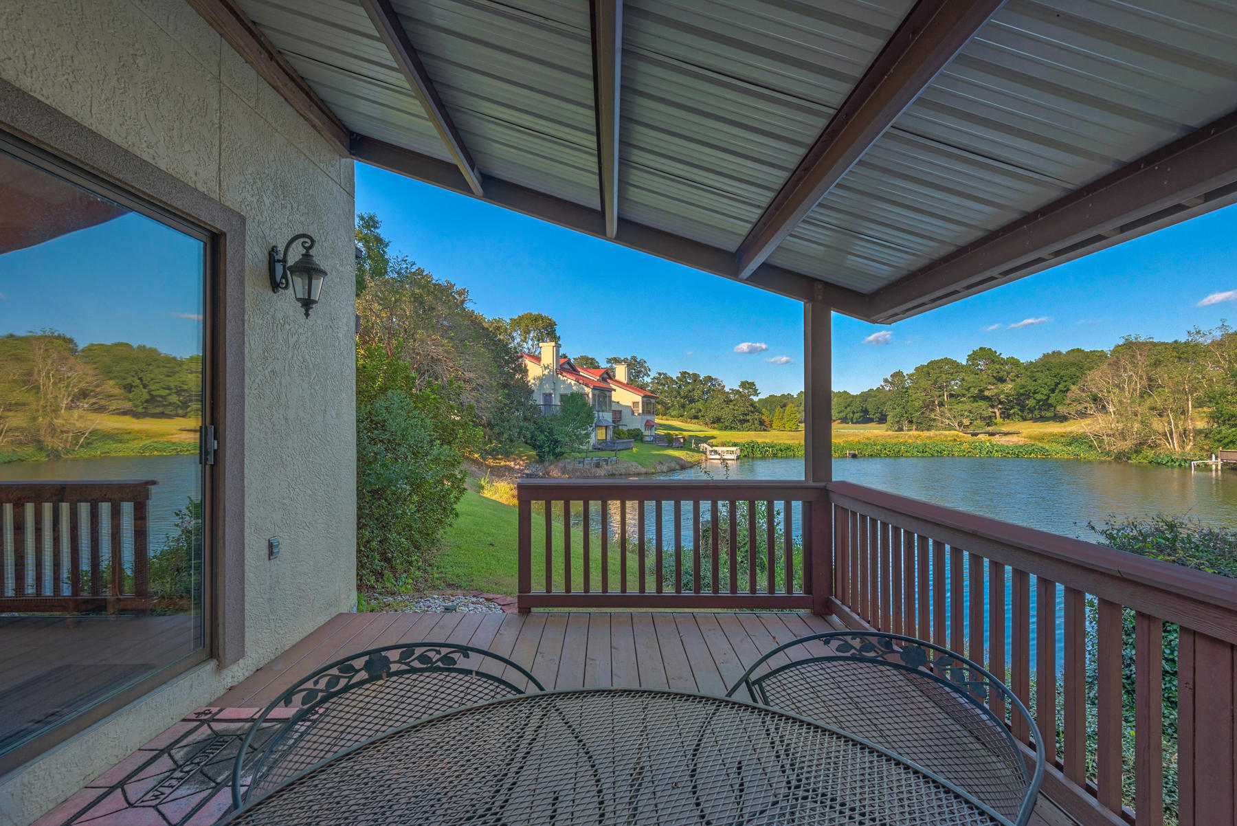 LAKE WAY VILLAS 1 - Residential