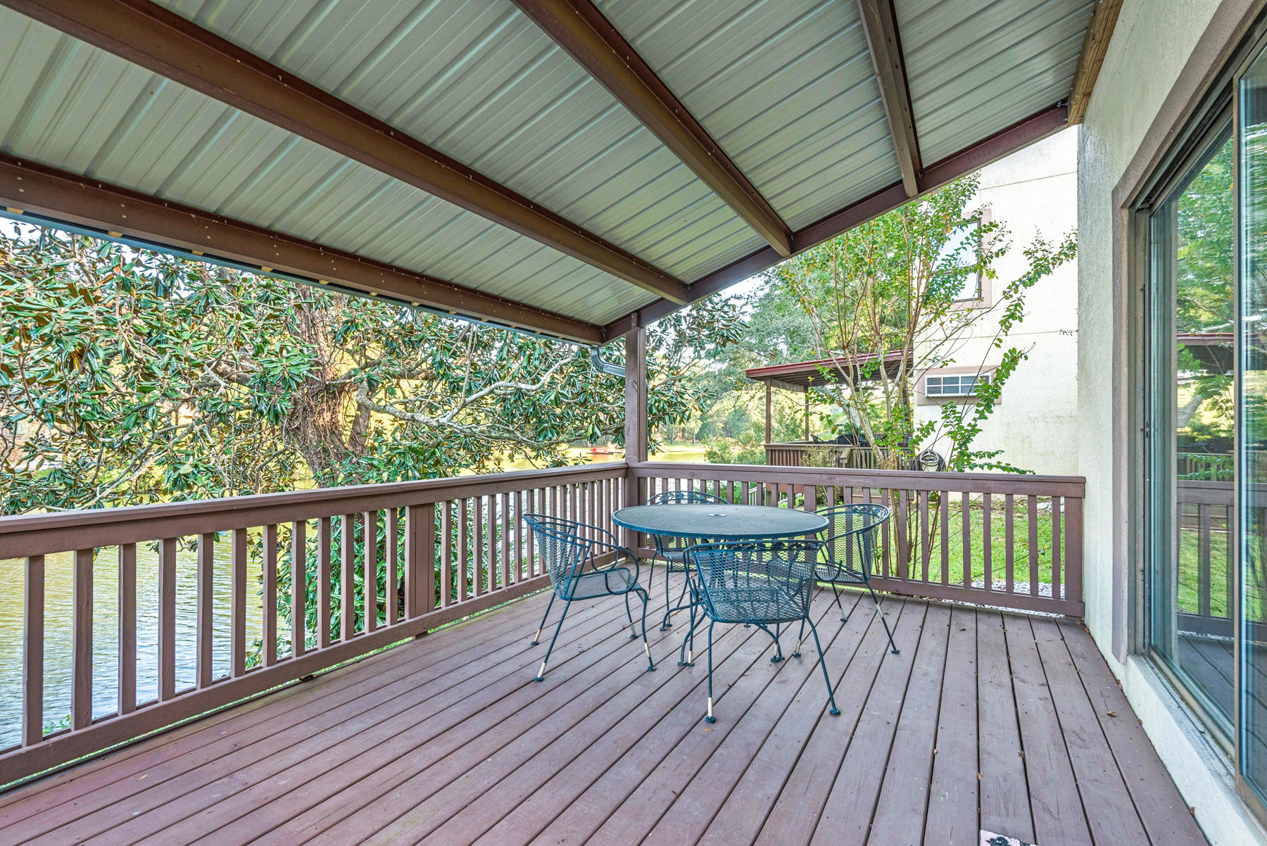 LAKE WAY VILLAS 1 - Residential