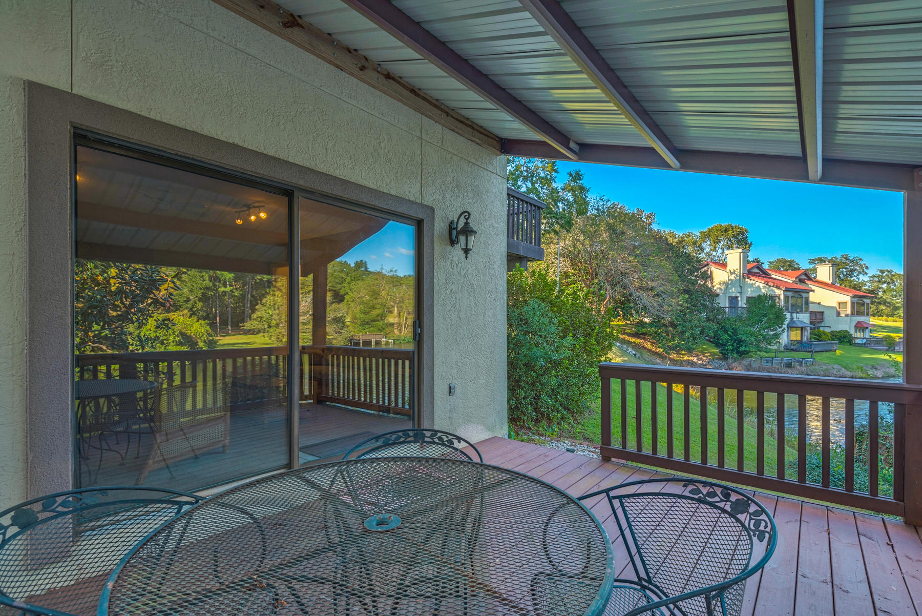 LAKE WAY VILLAS 1 - Residential