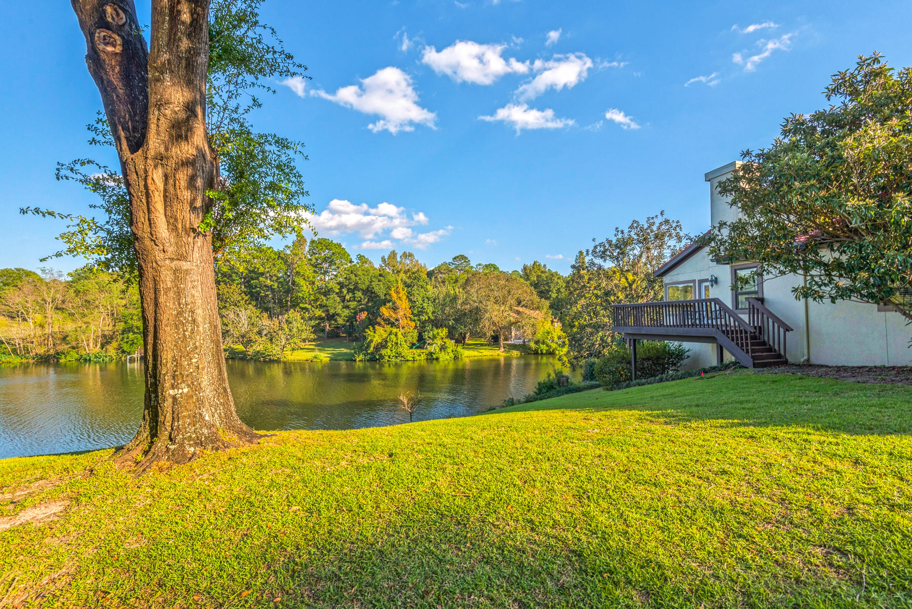 LAKE WAY VILLAS 1 - Residential