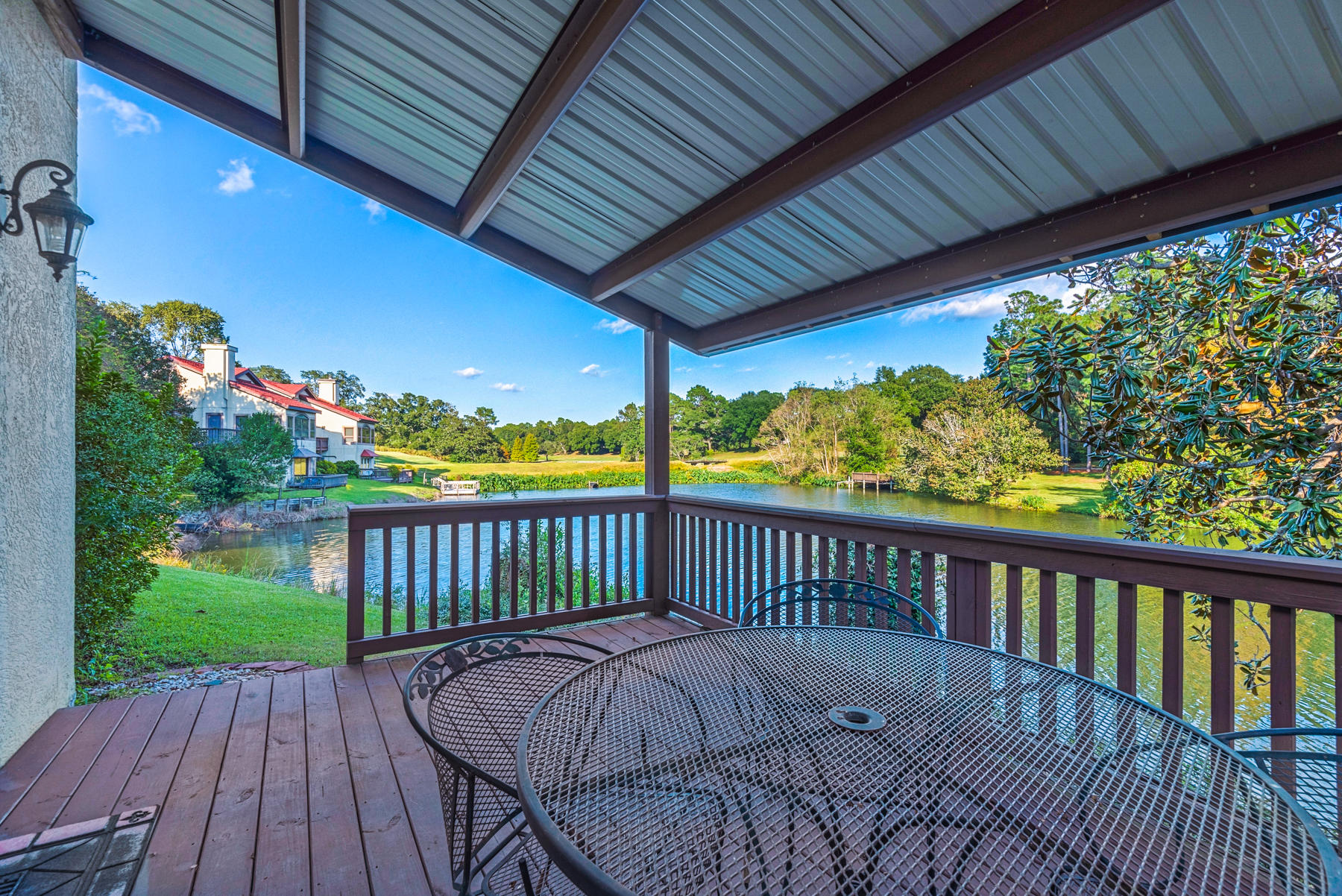 LAKE WAY VILLAS 1 - Residential