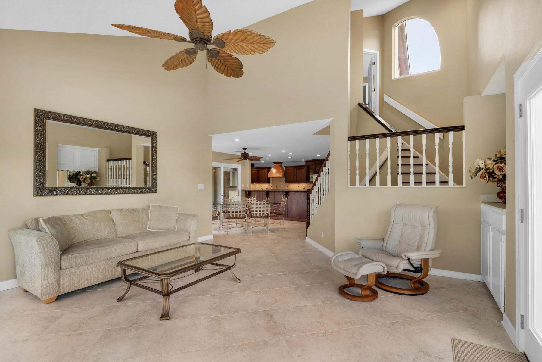 LAKE WAY VILLAS 1 - Residential