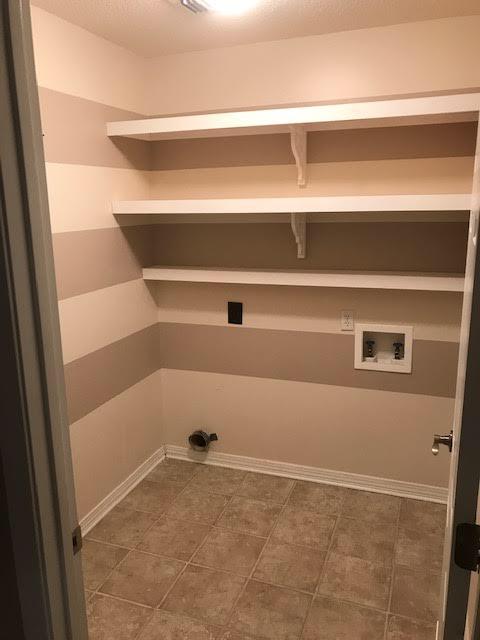 CRESTVIEW SUBURB (231000.00) - Residential