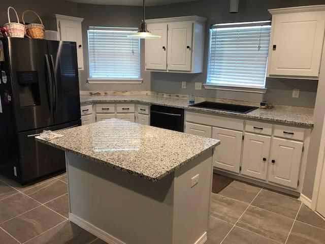 CRESTVIEW SUBURB (231000.00) - Residential