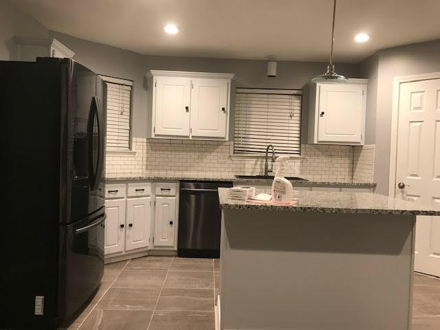 CRESTVIEW SUBURB (231000.00) - Residential