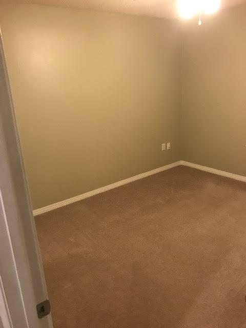 CRESTVIEW SUBURB (231000.00) - Residential