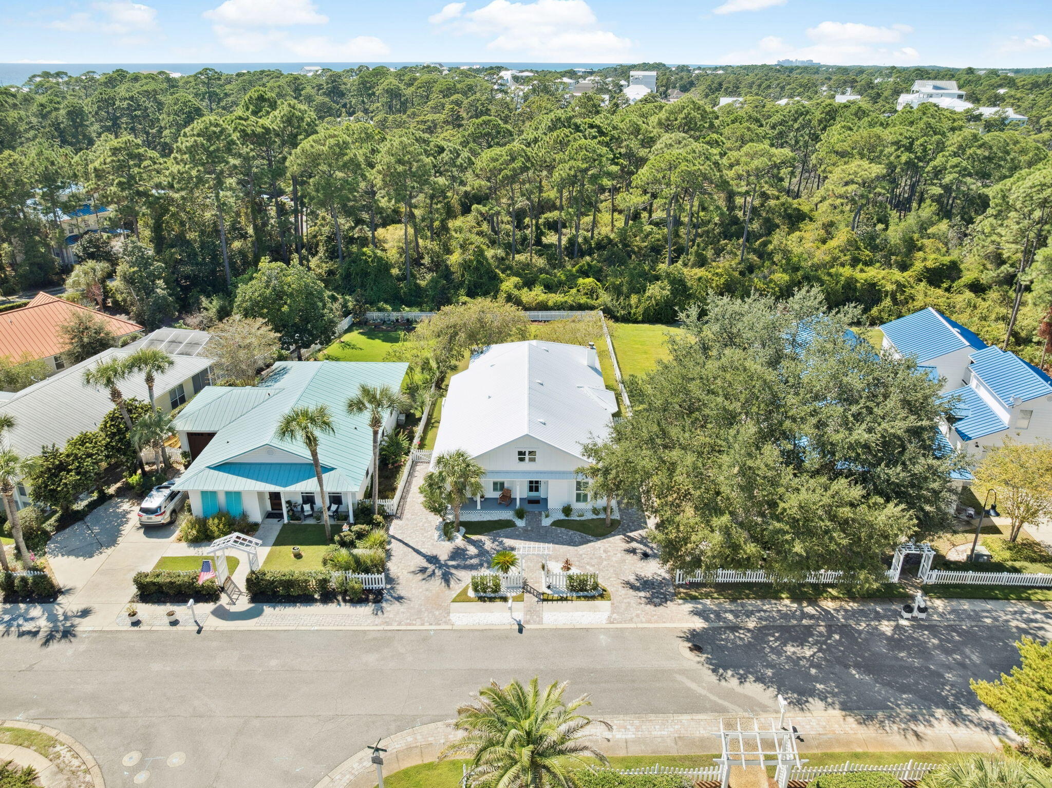 SEA DUNES - Residential