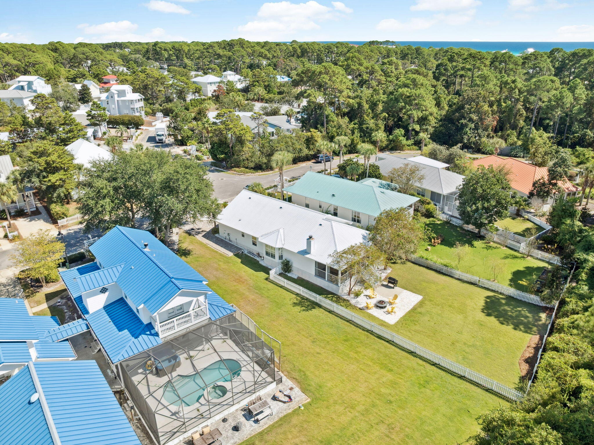 SEA DUNES - Residential