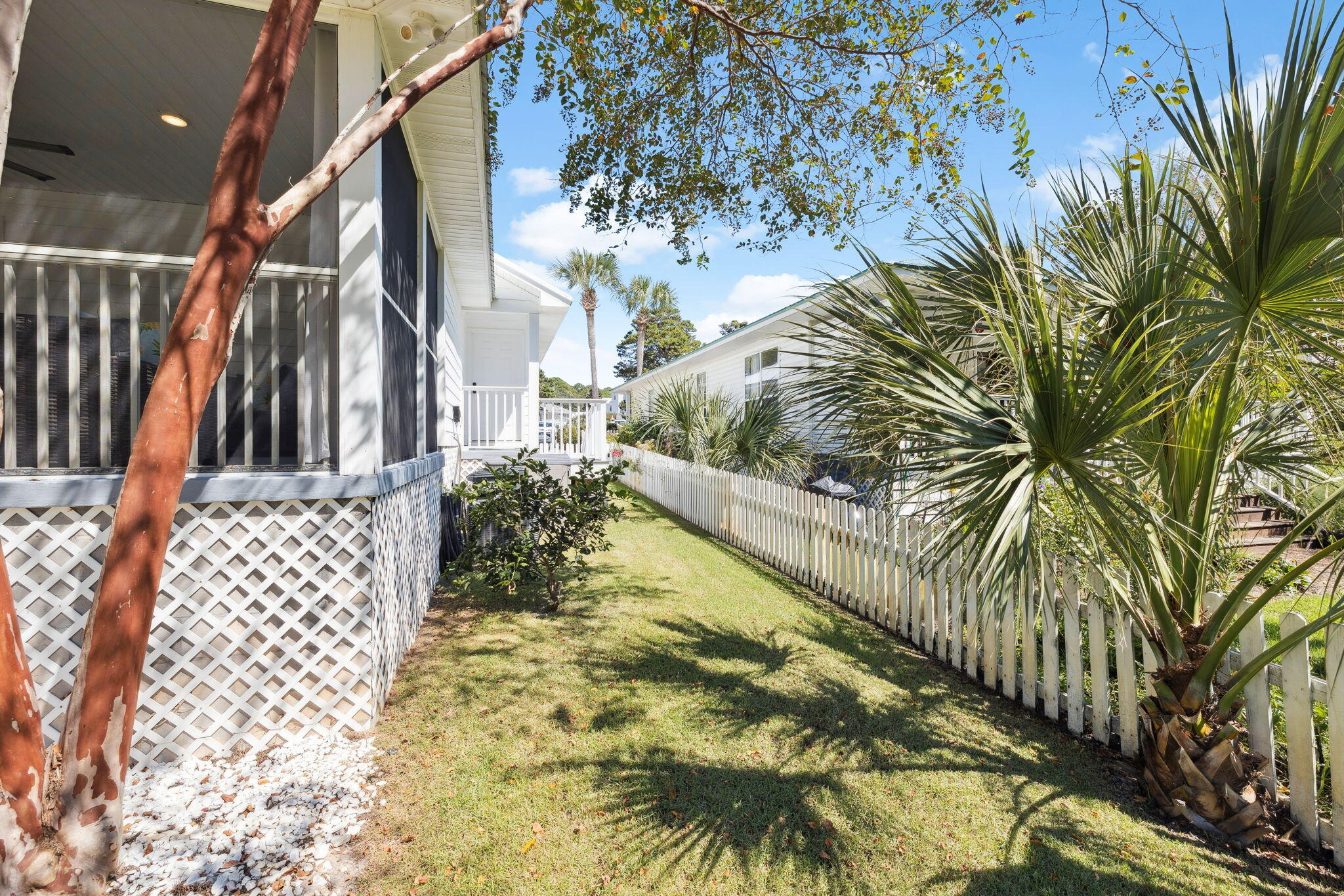 SEA DUNES - Residential