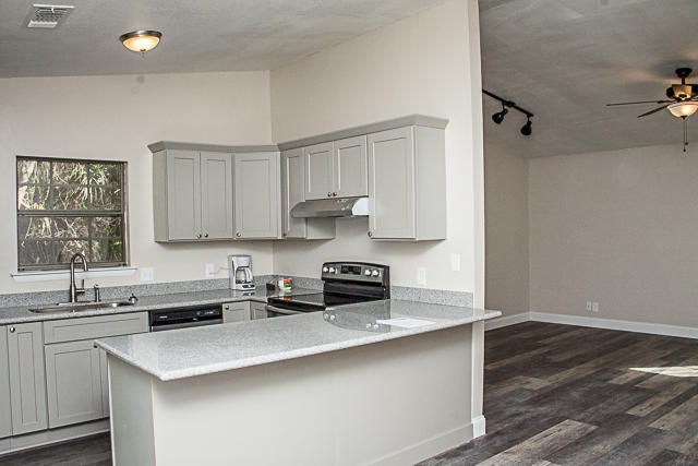 KELL-AIRE GARDENS - Residential Lease