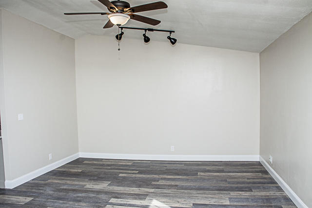 KELL-AIRE GARDENS - Residential Lease
