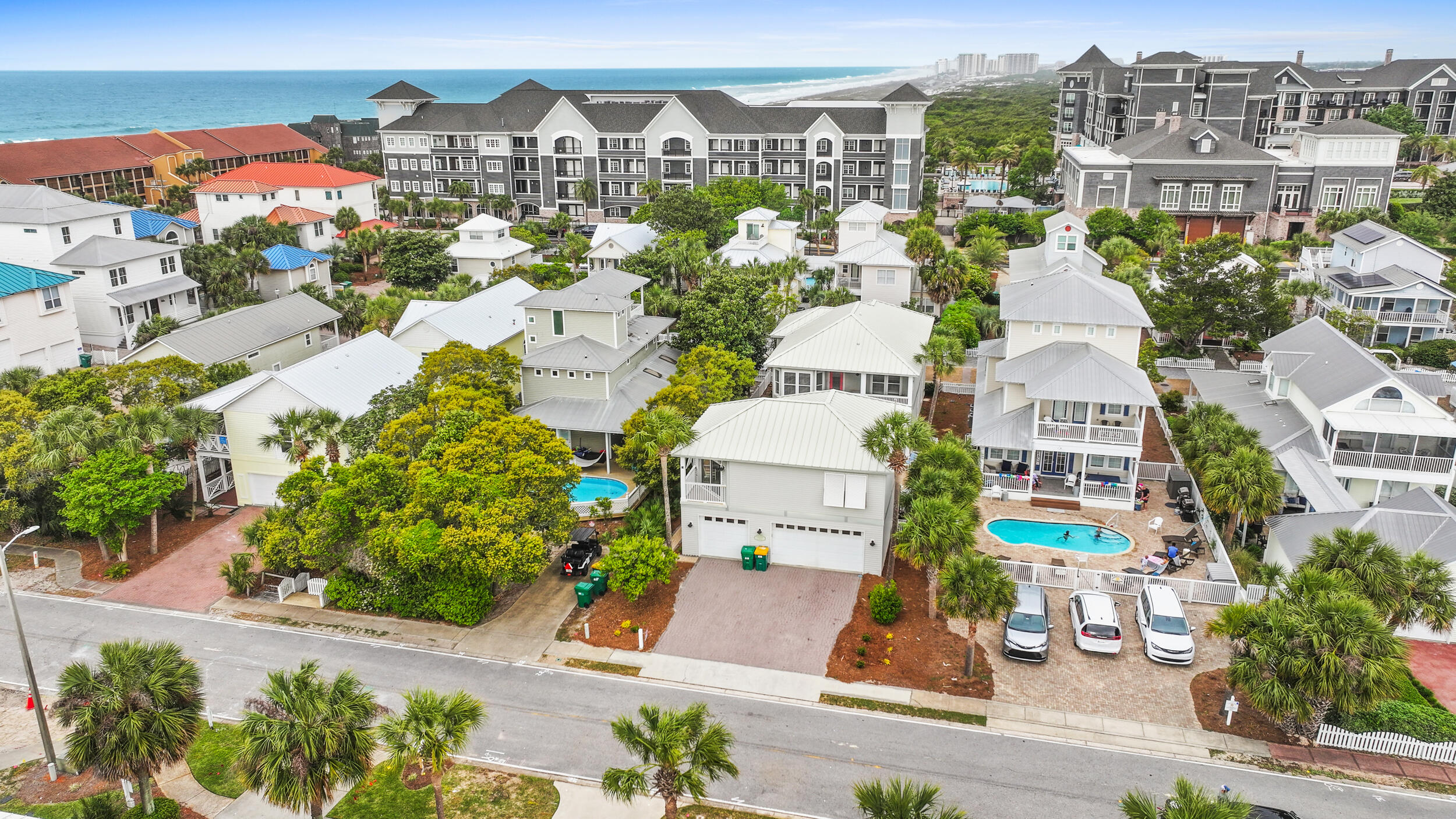 The Courtyard at Crystal Beach - Residential