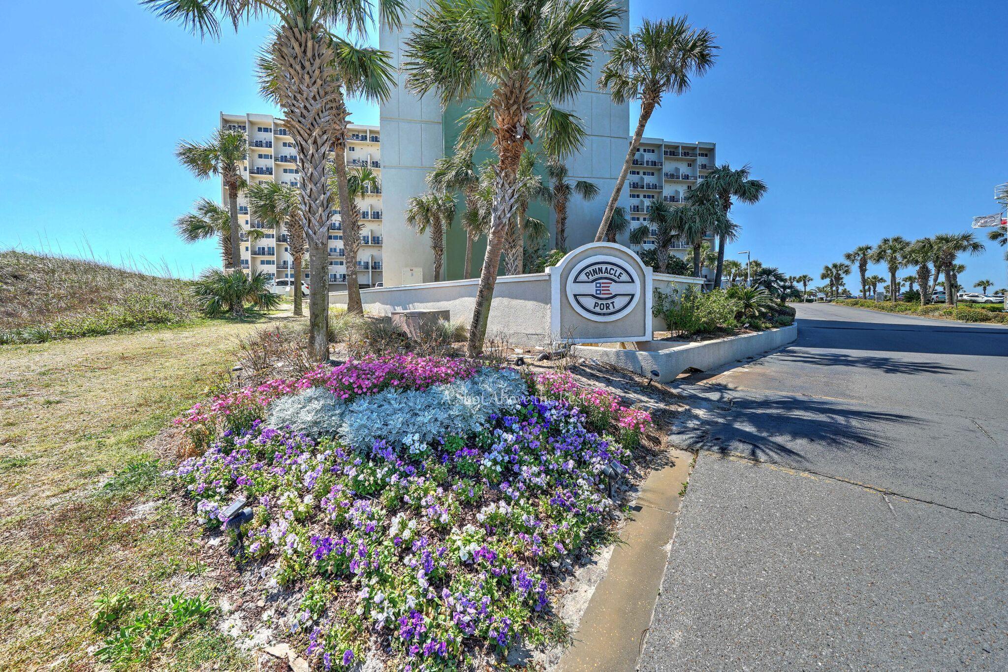 PINNACLE PORT - Residential