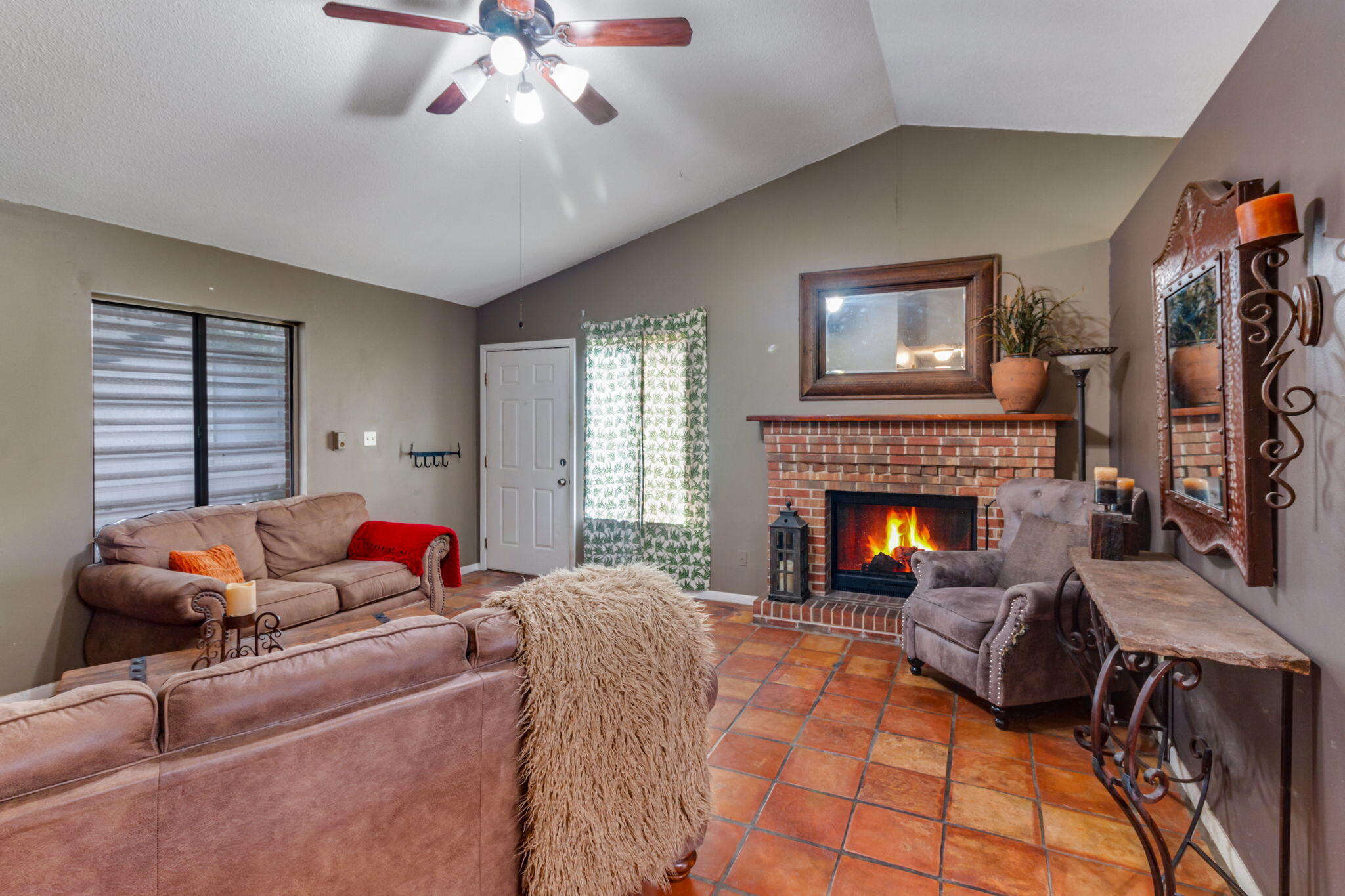 INDIAN OAKS 1ST ADDN - Residential