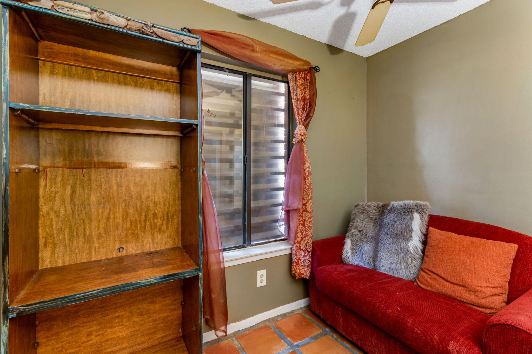 INDIAN OAKS 1ST ADDN - Residential