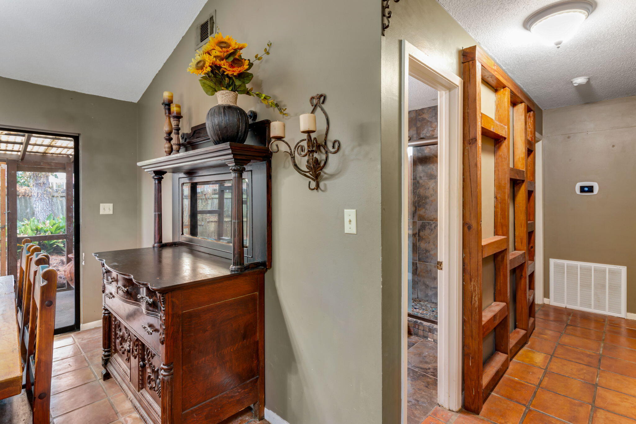 INDIAN OAKS 1ST ADDN - Residential