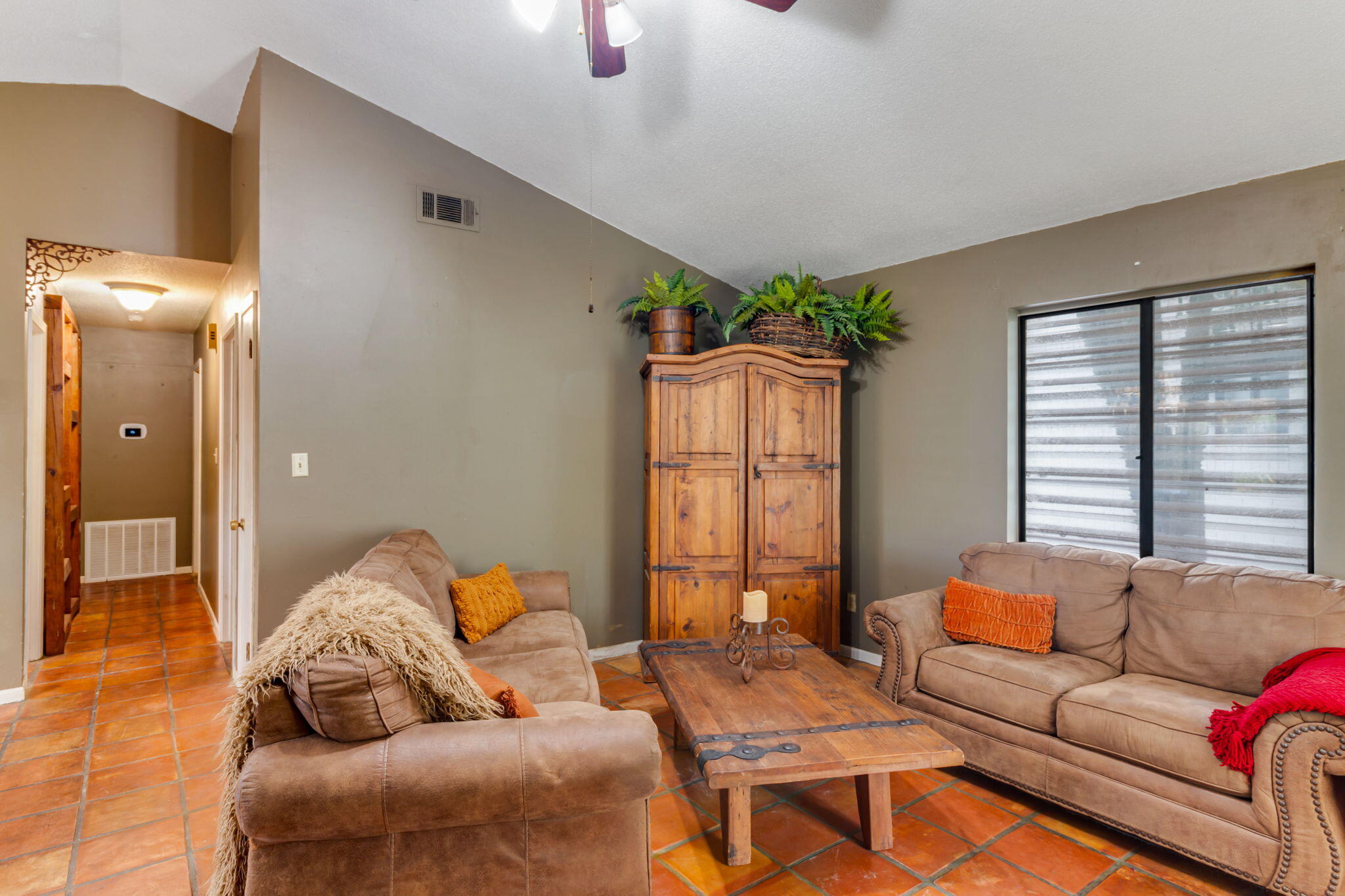 INDIAN OAKS 1ST ADDN - Residential