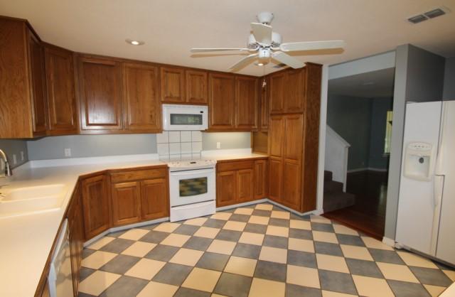 LAKEPOINT S/D PH 1 - Residential